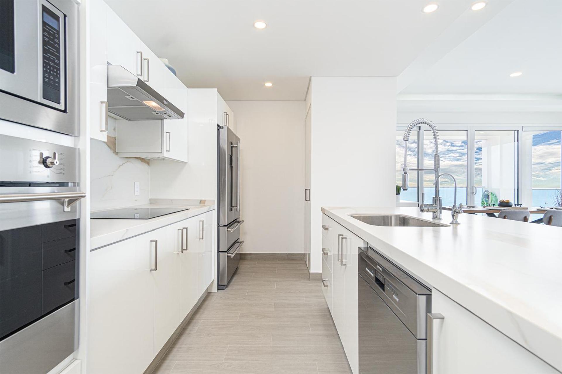Stunning 2 bedroom Corner Beach Front Condominium Encantame C-1105