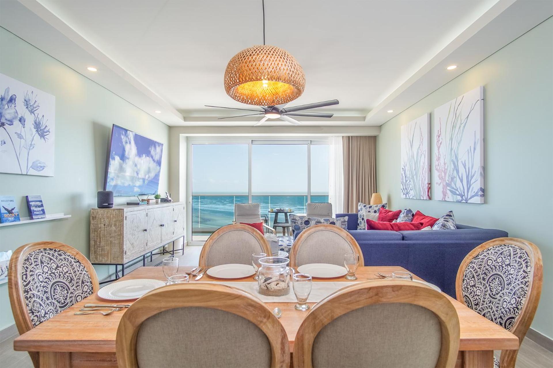 Beautiful 2 bedroom condo Encantame Tower E 802