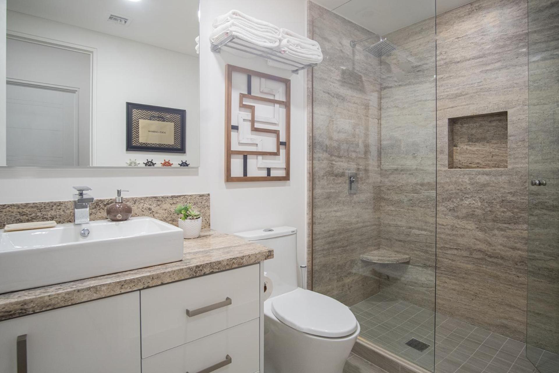 Splash in The New Lazy River and Sleep In Luxury Encantame C2102