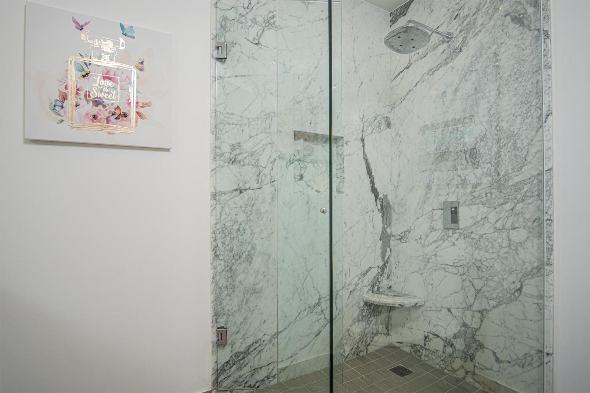 Splash in The New Lazy River and Sleep In Luxury Encantame C2102
