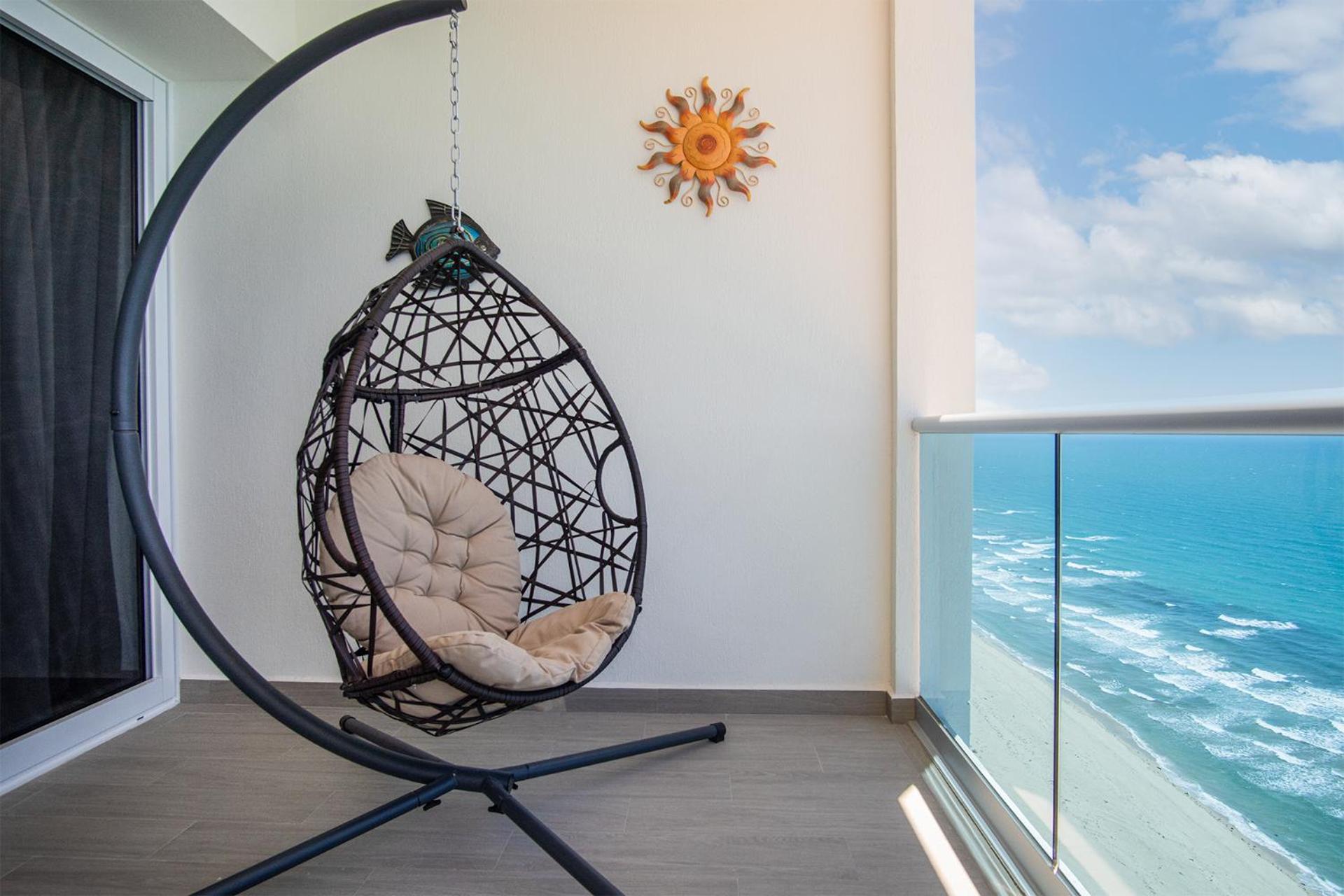 Splash in The New Lazy River and Sleep In Luxury Encantame C2102