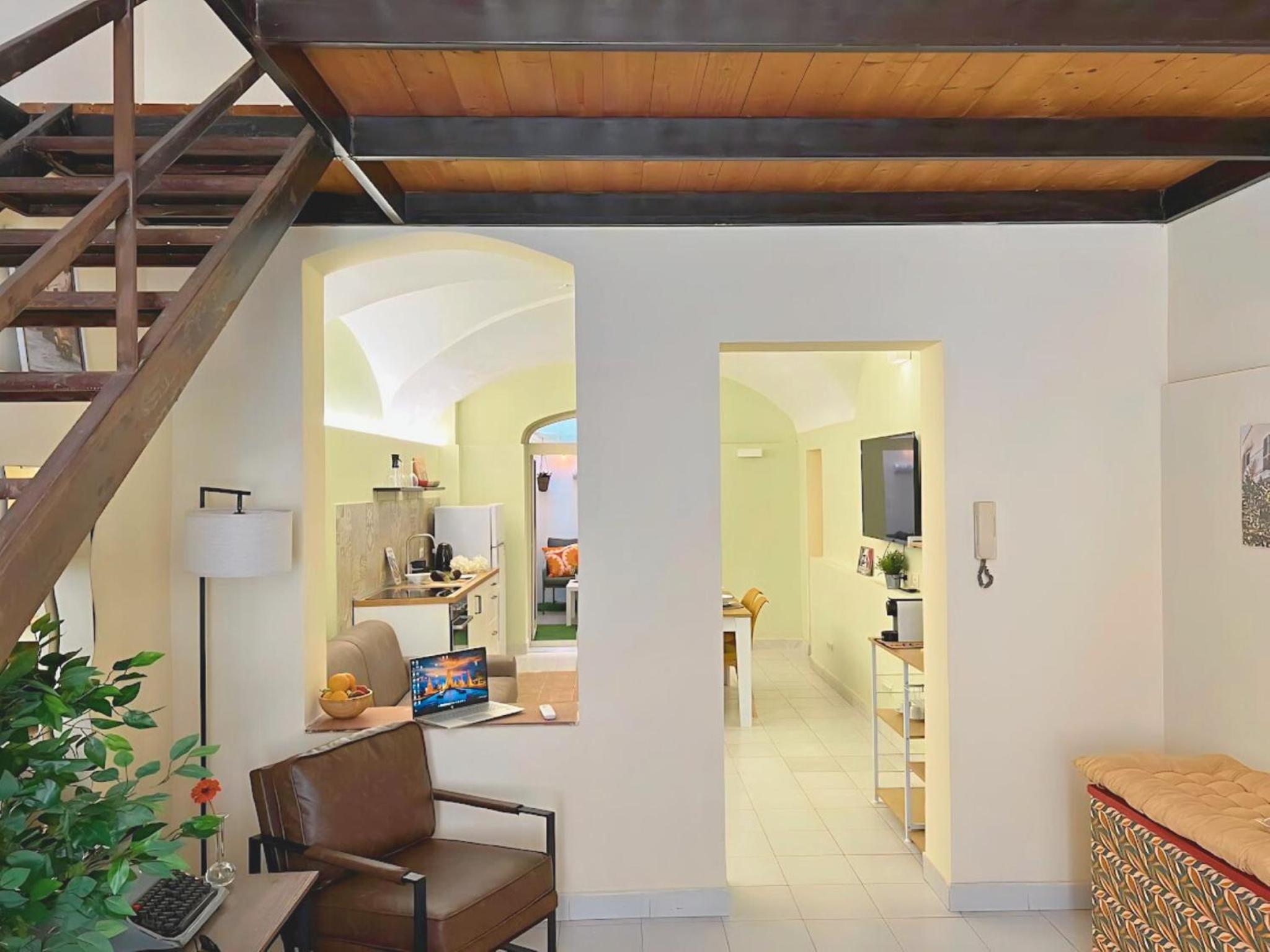 Giatì Studio - Cortile Privato & Metro