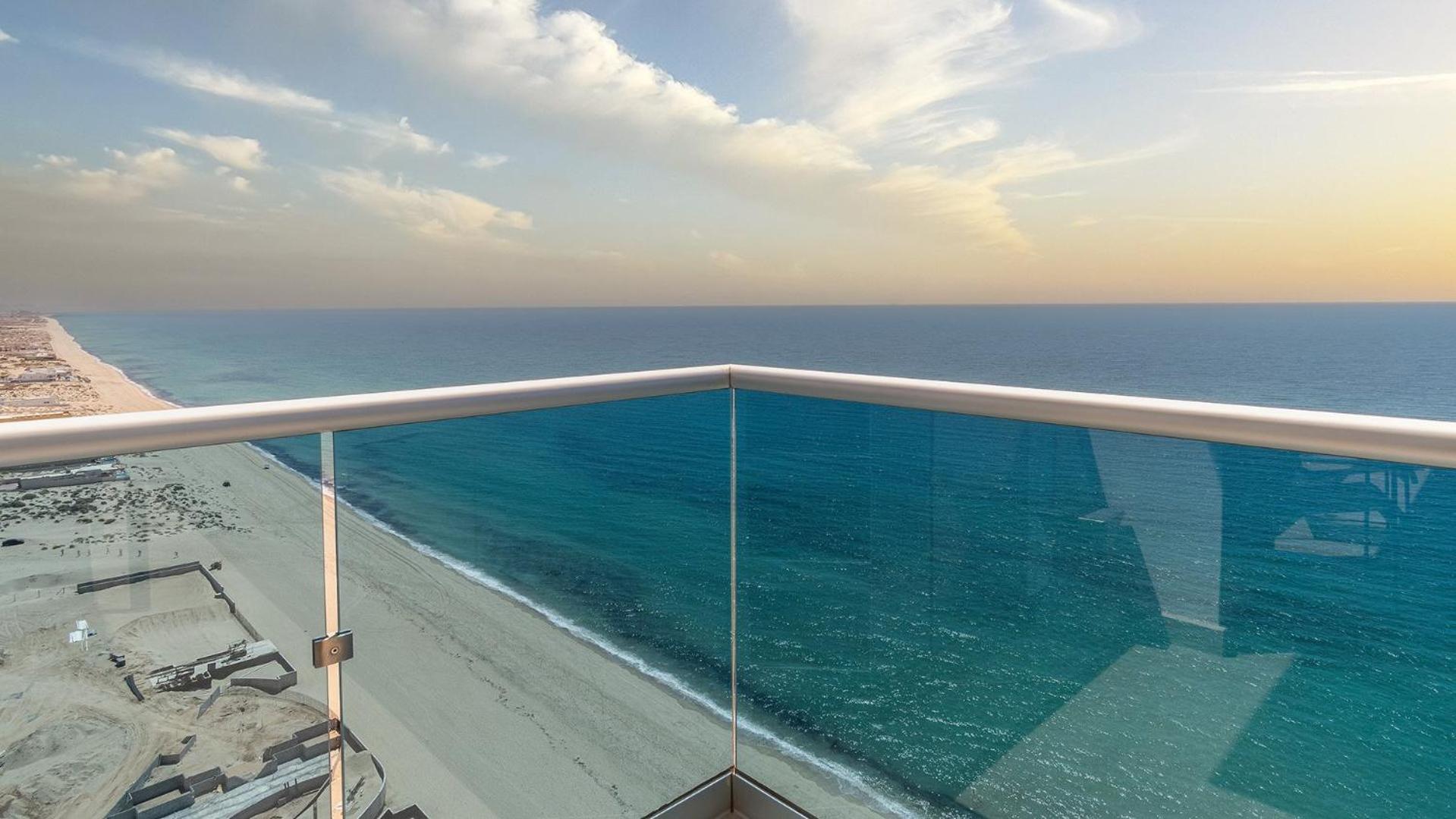 Encantame Towers Velero 2105