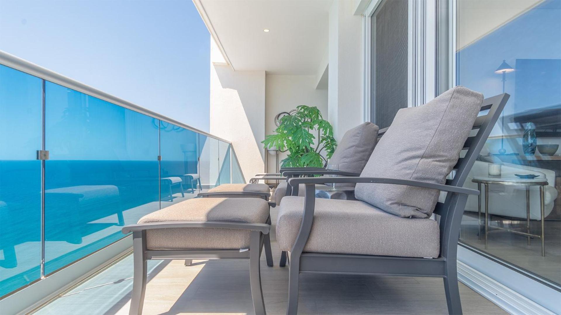 Encantame Towers Velero 2105