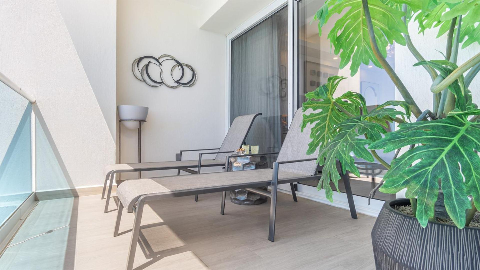Encantame Towers Velero 2105