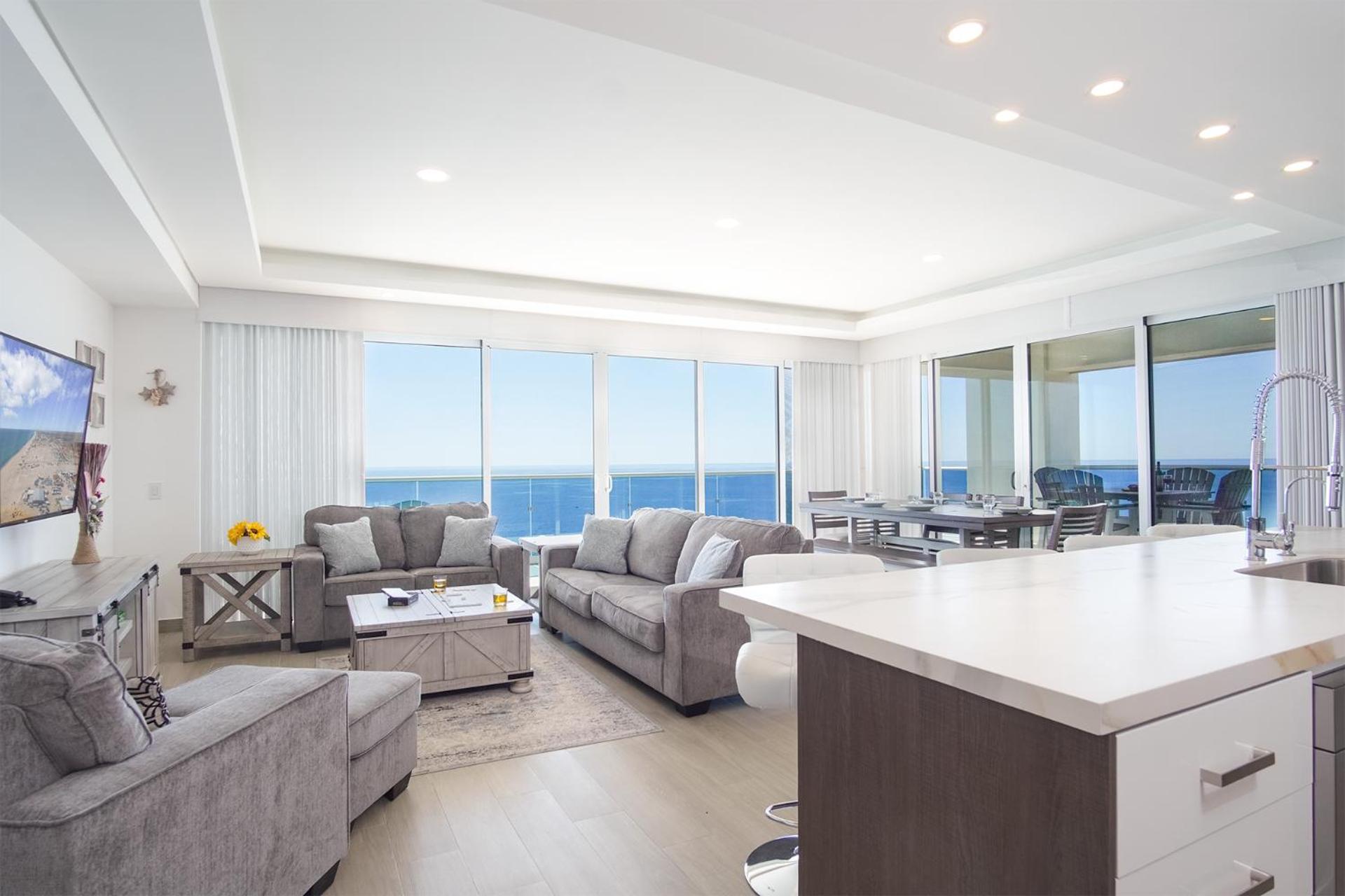 Breathtaking 3 bedroom condo Encantame Towers Velero 1801