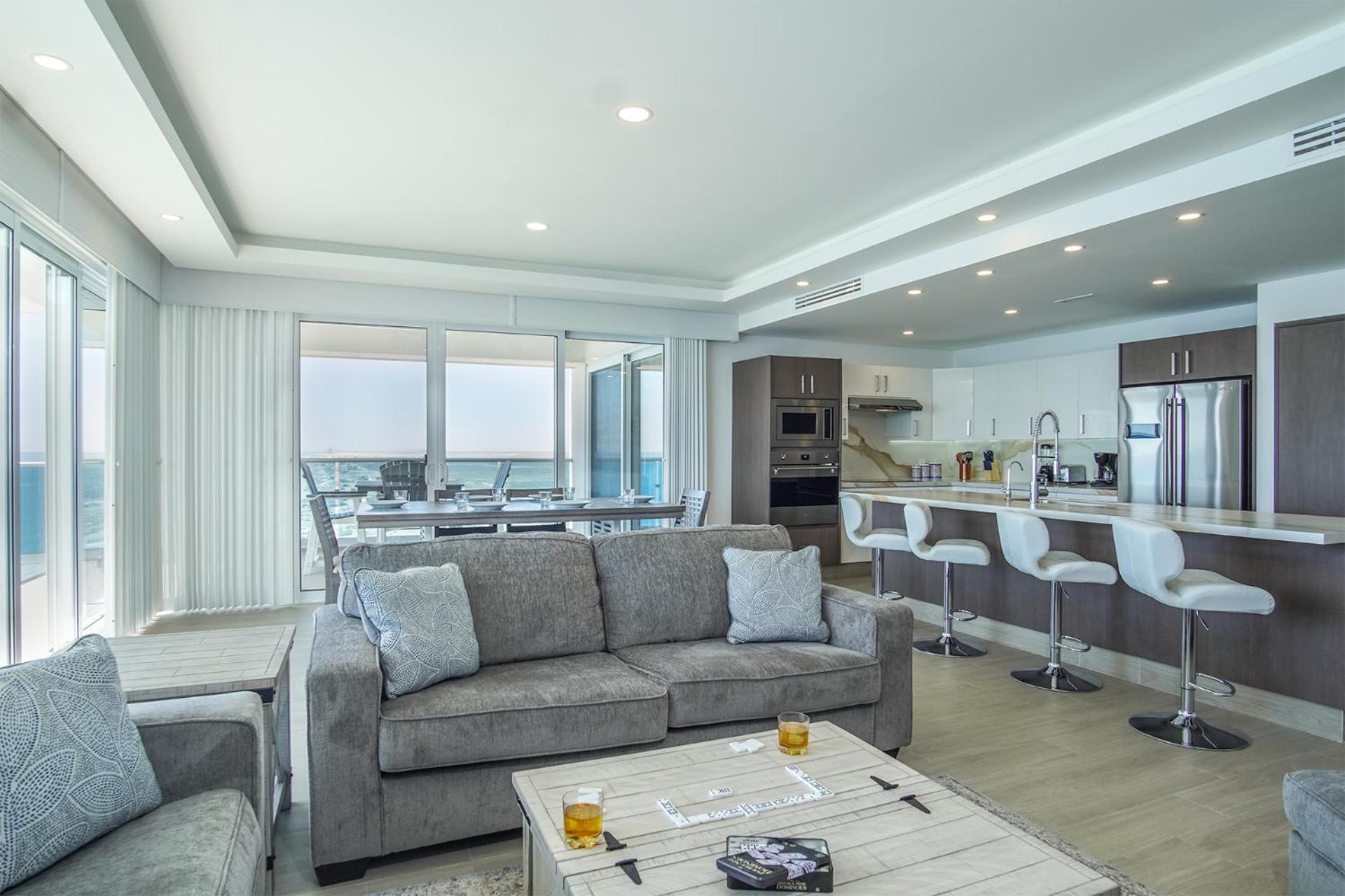 Breathtaking 3 bedroom condo Encantame Towers Velero 1801
