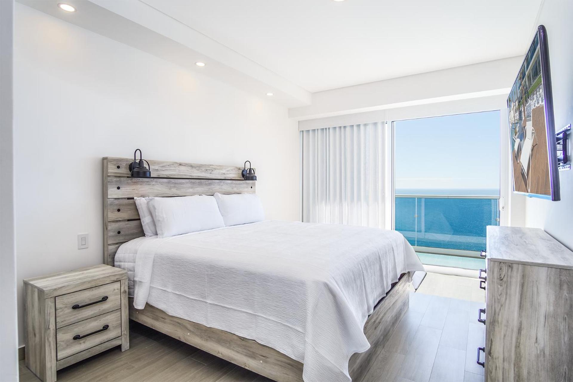 Breathtaking 3 bedroom condo Encantame Towers Velero 1801