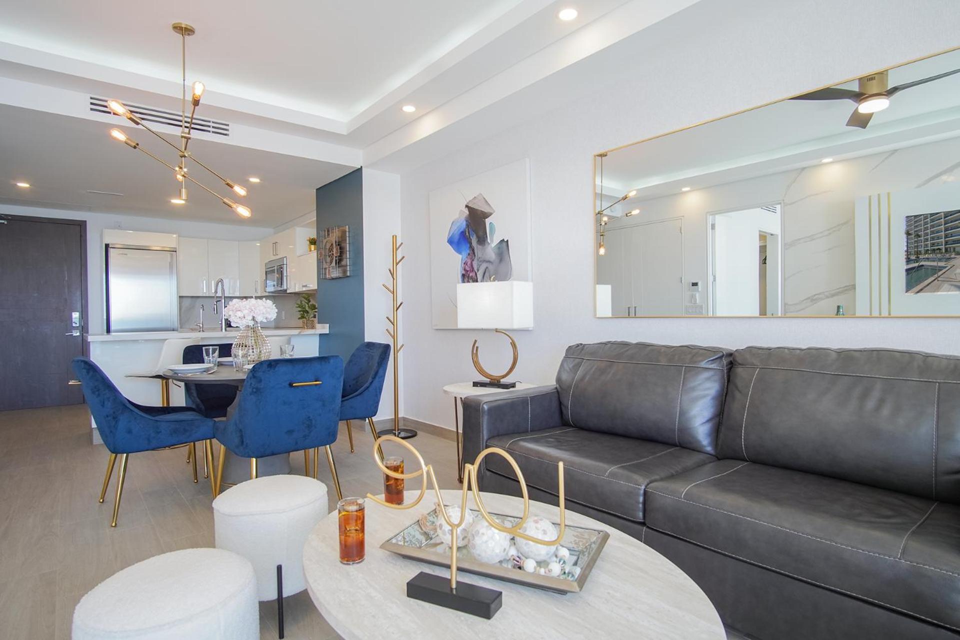 Stay in Luxury/Splash in New Lazy River this Winter Encanatame Towers 903