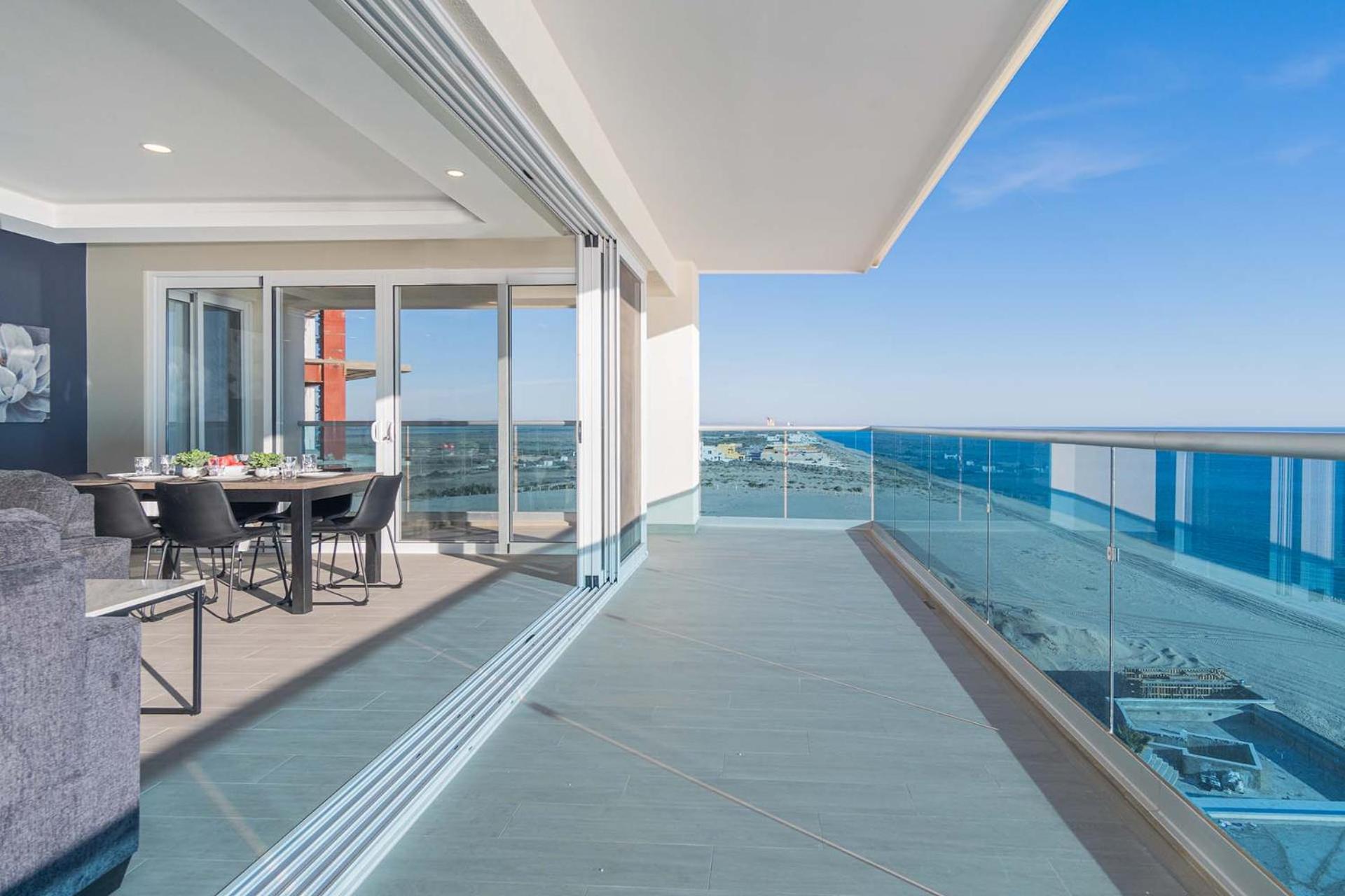 Splash in New Lazy River/Stay in Modern Luxury Encantame C-705