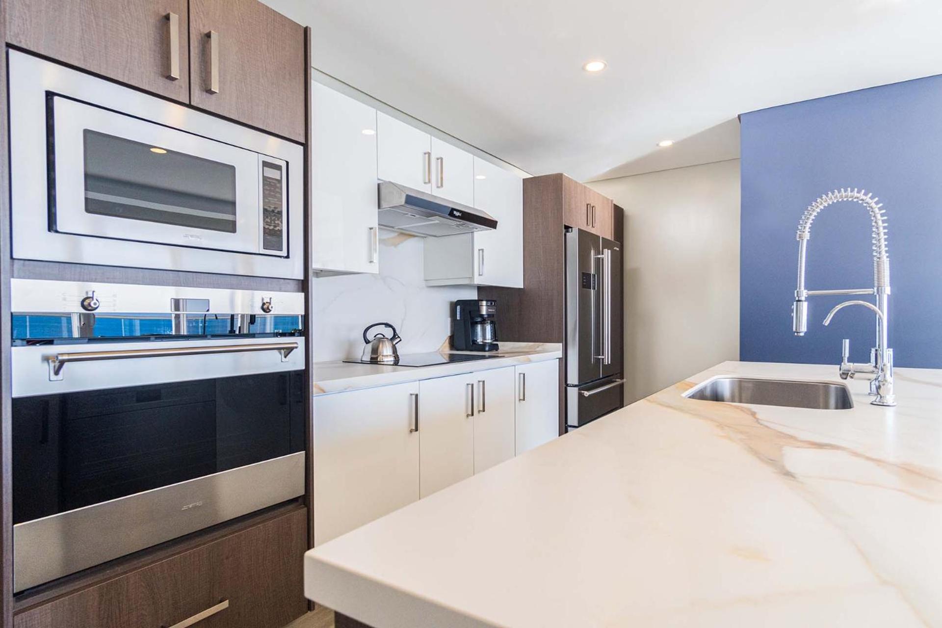 Splash in New Lazy River/Stay in Modern Luxury Encantame C-705