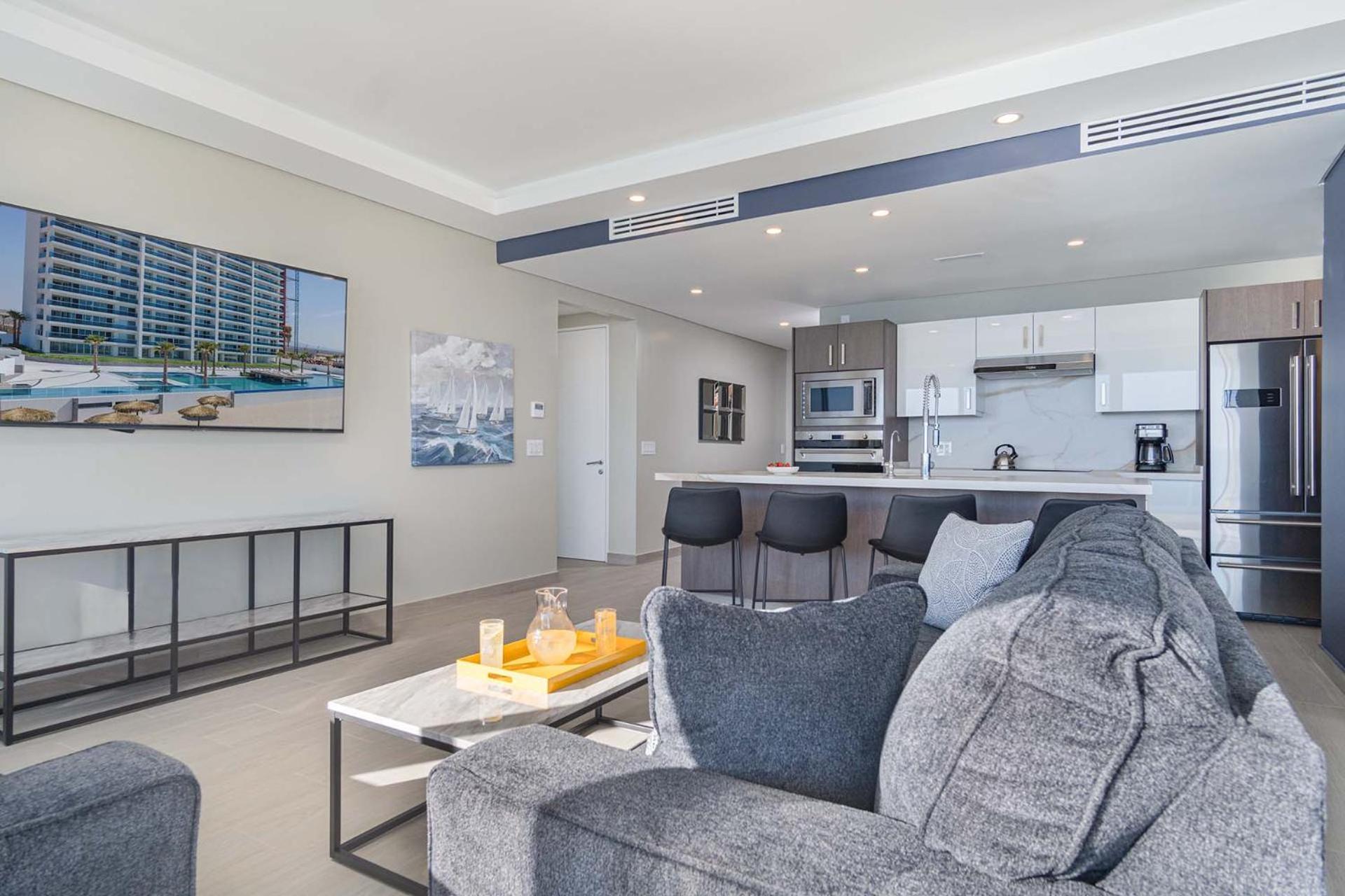 Splash in New Lazy River/Stay in Modern Luxury Encantame C-705