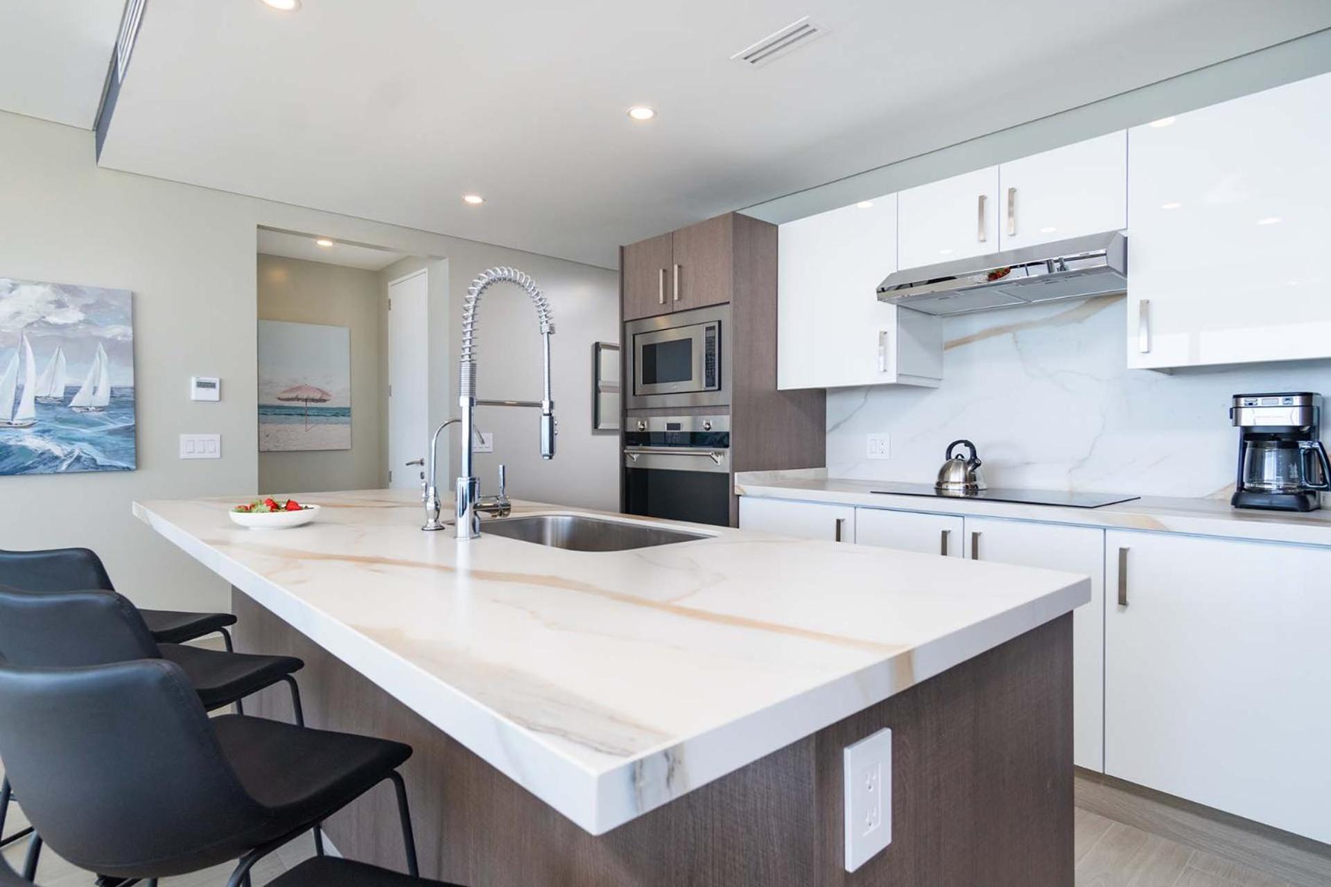 Splash in New Lazy River/Stay in Modern Luxury Encantame C-705