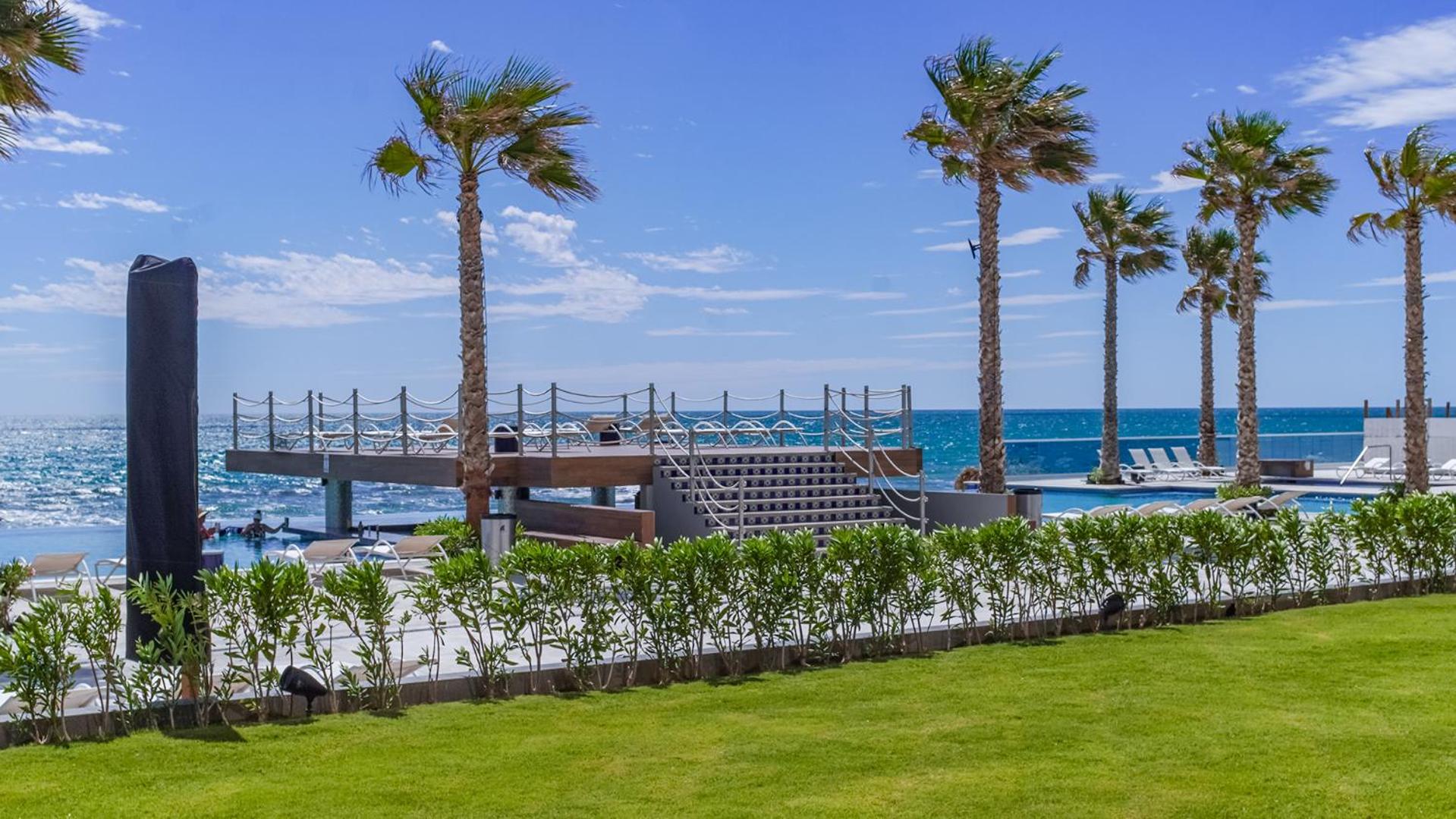Attractive 2 bedroom condo Encantame Towers Velero 105