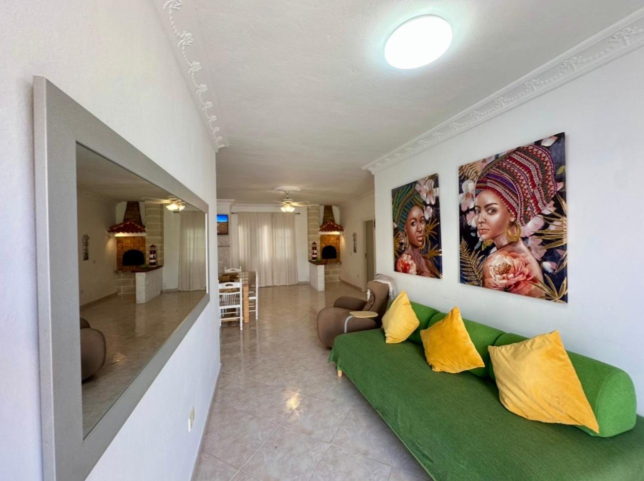 Casa Alba de 3 dormitorios y terraza