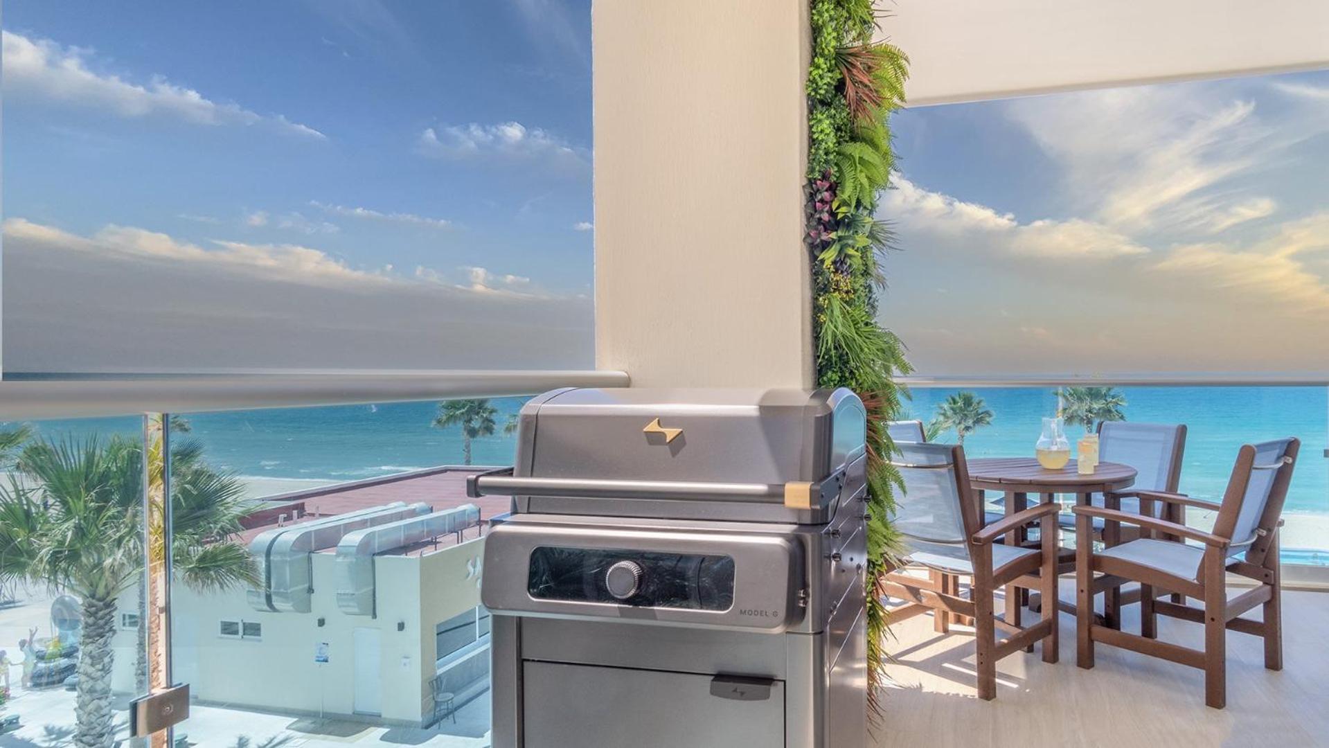 Unique condo by the beach at Encantame Towers C305