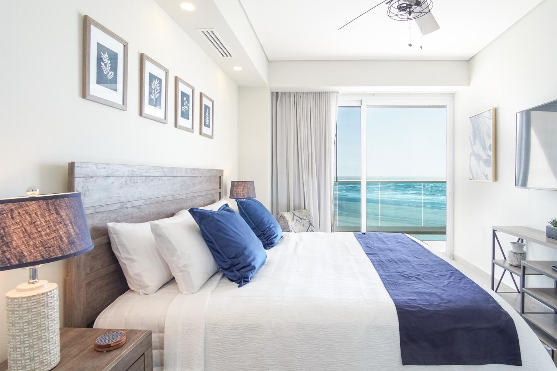 Sublime 1 bedroom condo Encantame Towers Verano 503