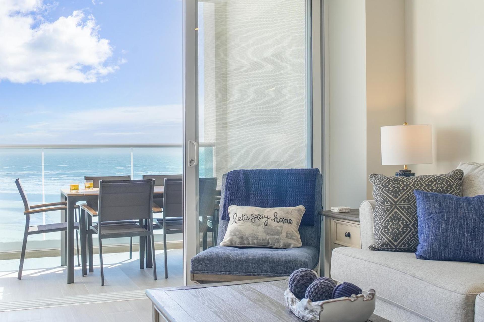 Sublime 1 bedroom condo Encantame Towers Verano 503