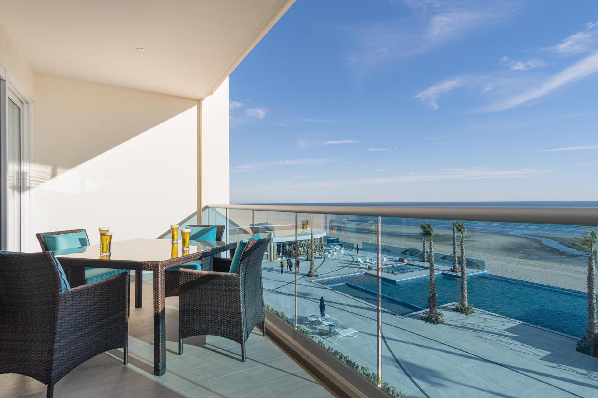 Splash in The New Lazy River and Sleep In Luxury Encantame Towers Velero 303