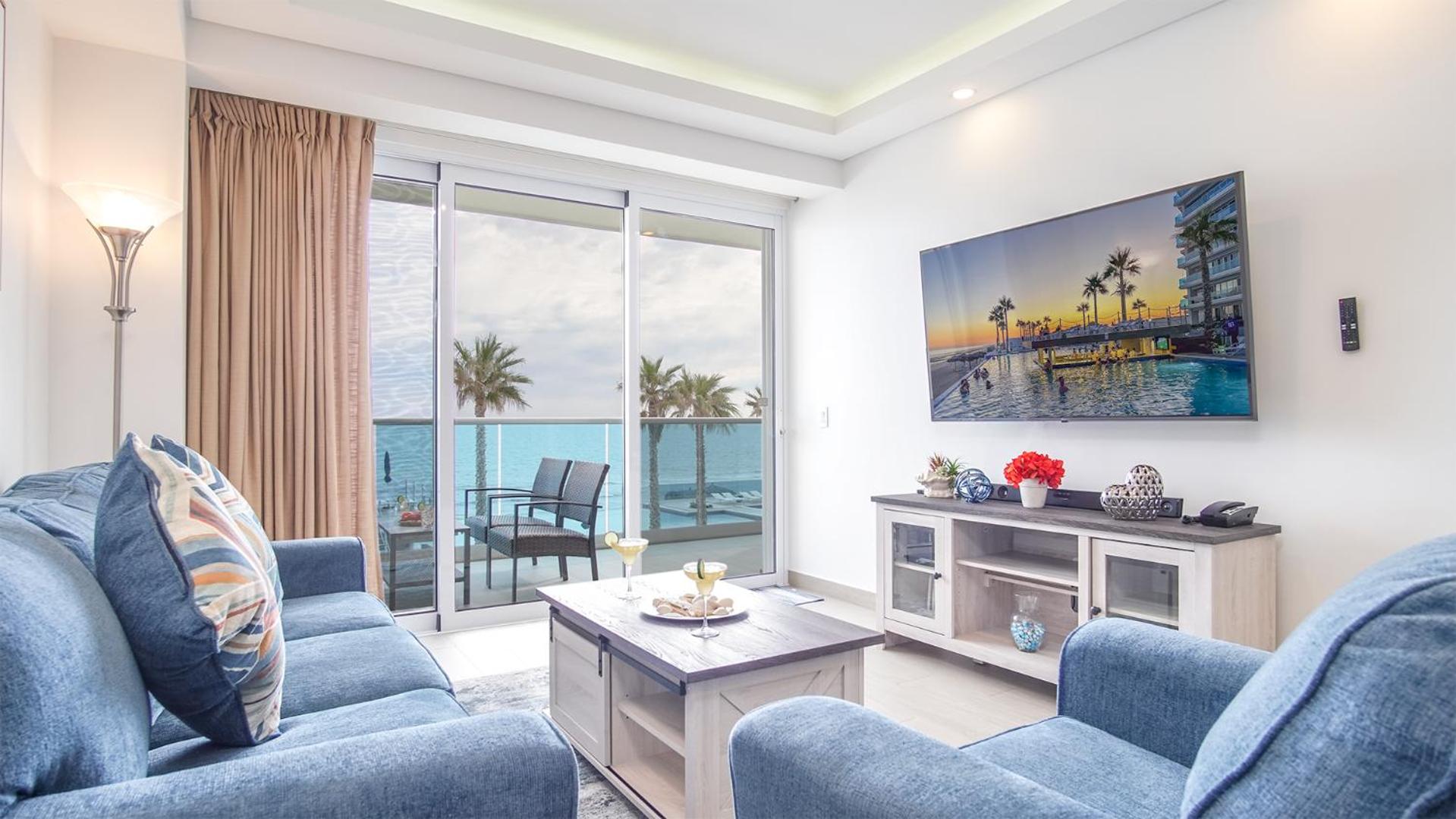 Modern Luxury, Beachfront, Ocean Views C203 Encantame