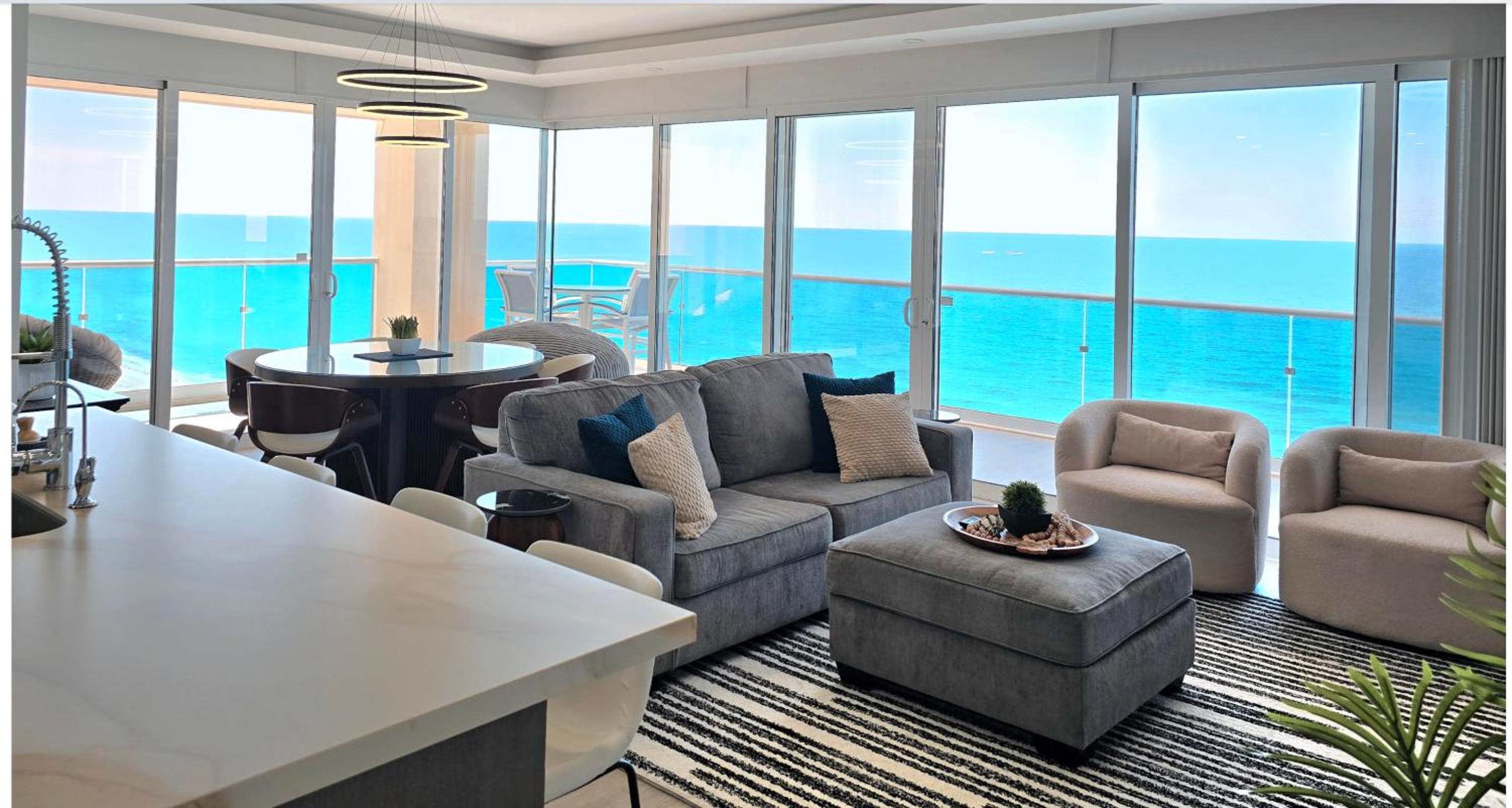 Beautiful 2 bedroom Corner Beach Front Condominium Encantame Velero 905