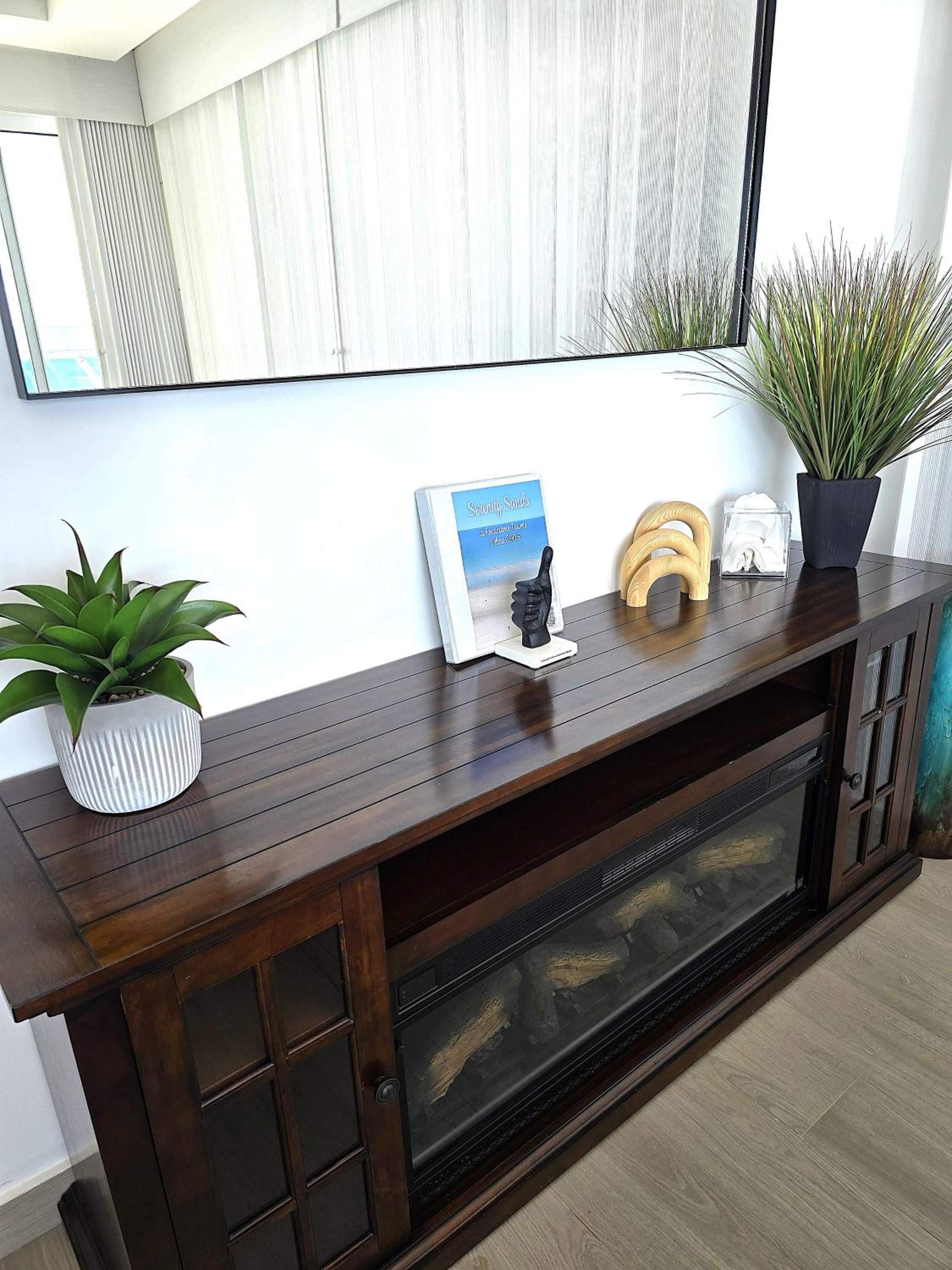 Beautiful 2 bedroom Corner Beach Front Condominium Encantame Velero 905