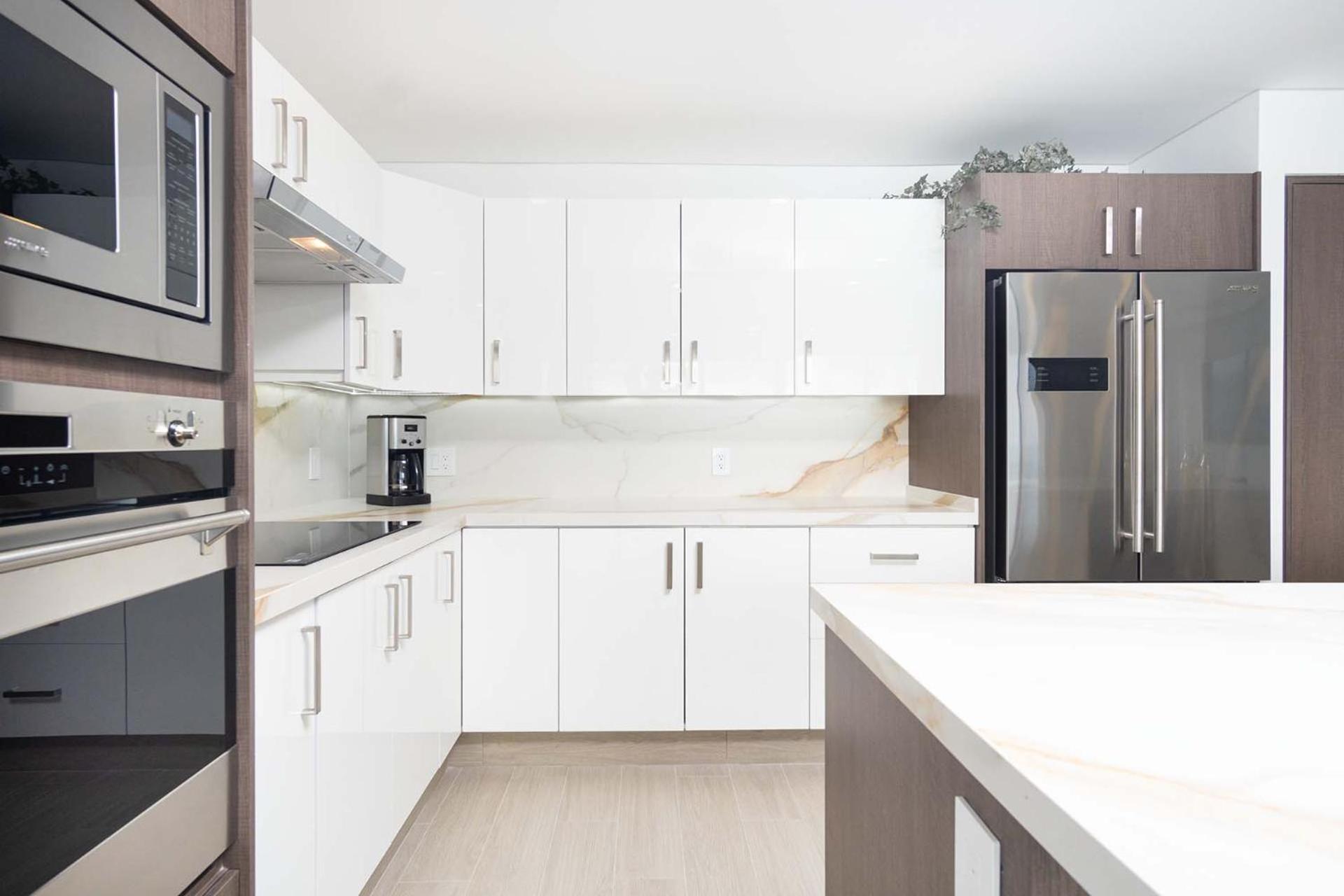 Family Paradise! 3 bedroom Corner Condominium Beach Front Encantame C-701