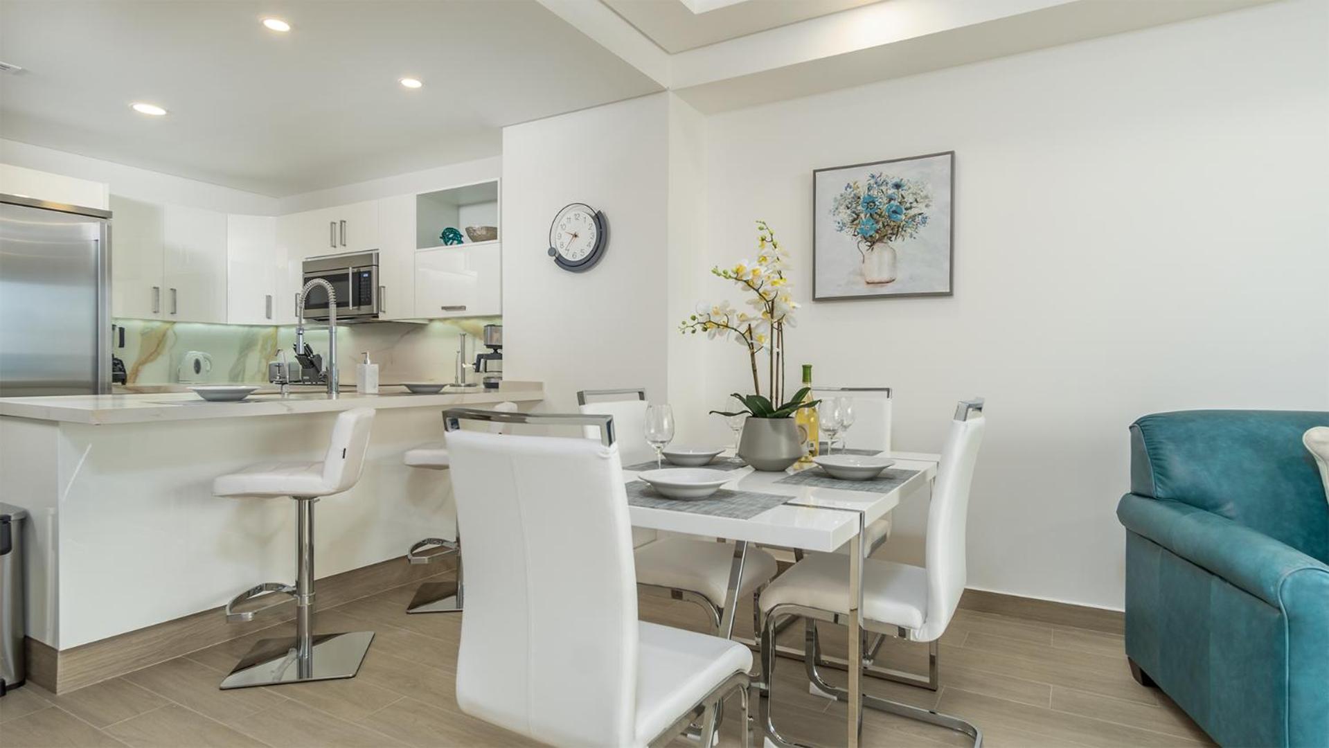 All About The Beach!! 1 bedroom condo at Encantame Towers W503