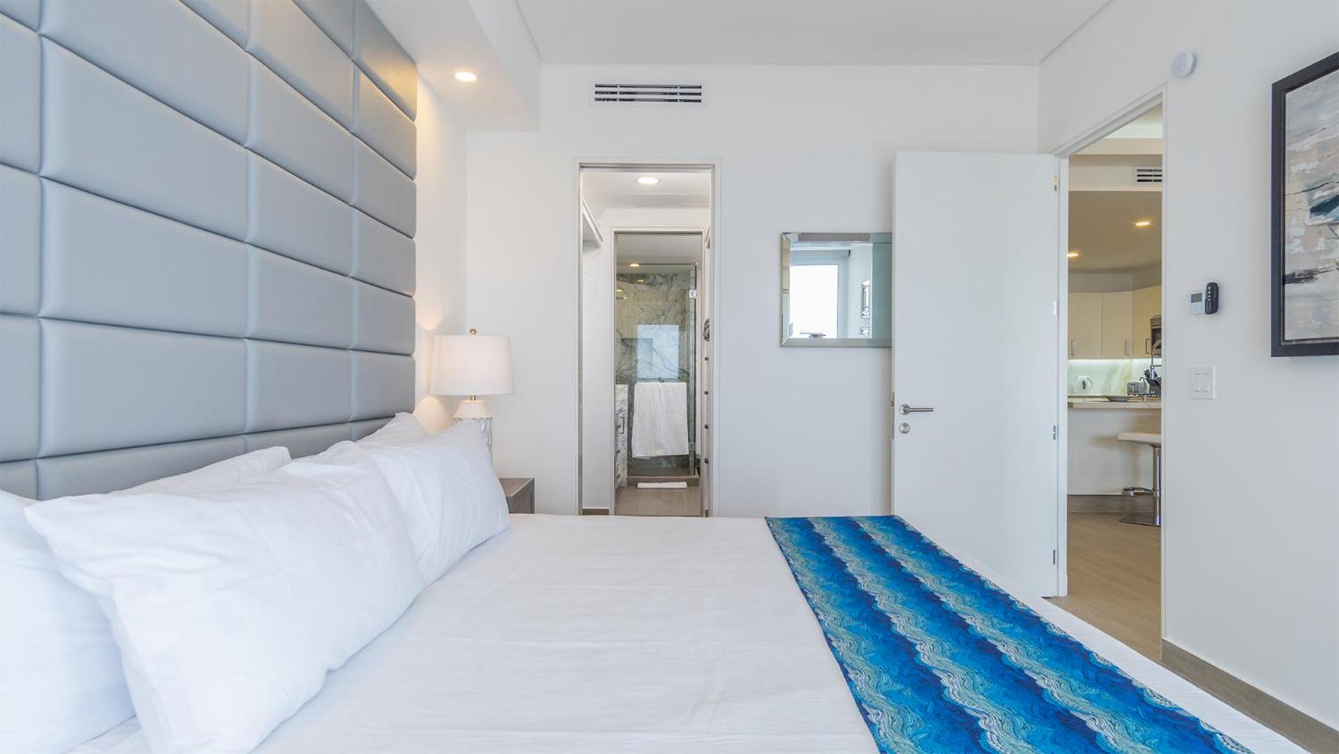 All About The Beach!! 1 bedroom condo at Encantame Towers W503