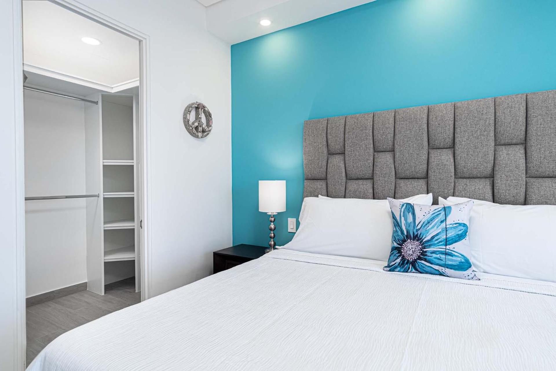 Splash in The New Lazy River/Stay in Modern Luxury Encantamae C 402