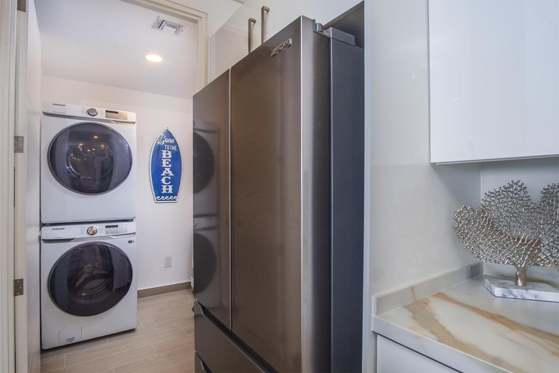 Marvelous 2 bedroom condo Encantame Towers Verano 604