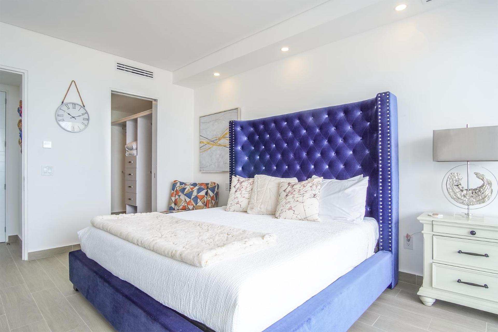 Marvelous 2 bedroom condo Encantame Towers Verano 604