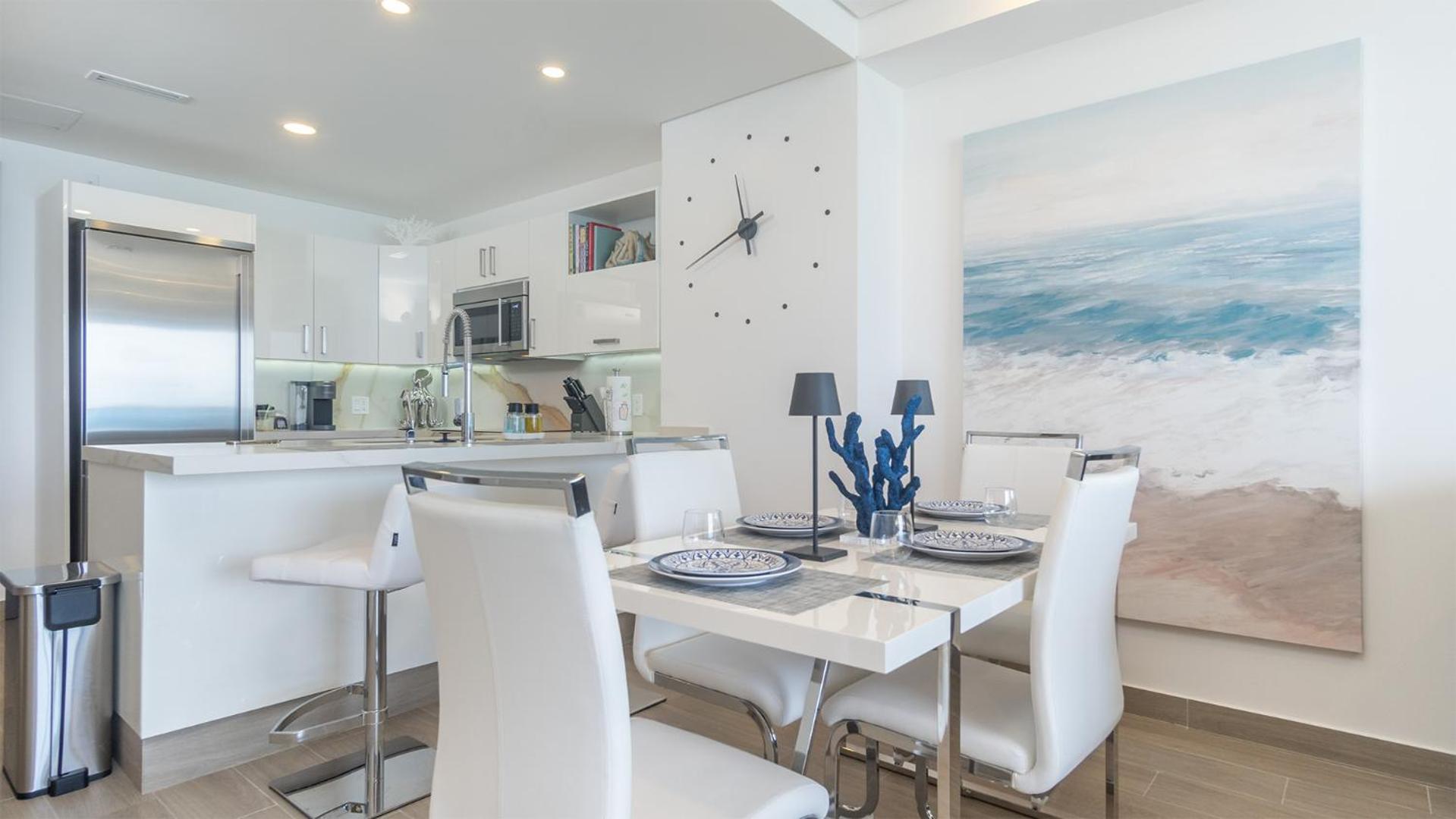Amazing condo by the beach Encantame W1203