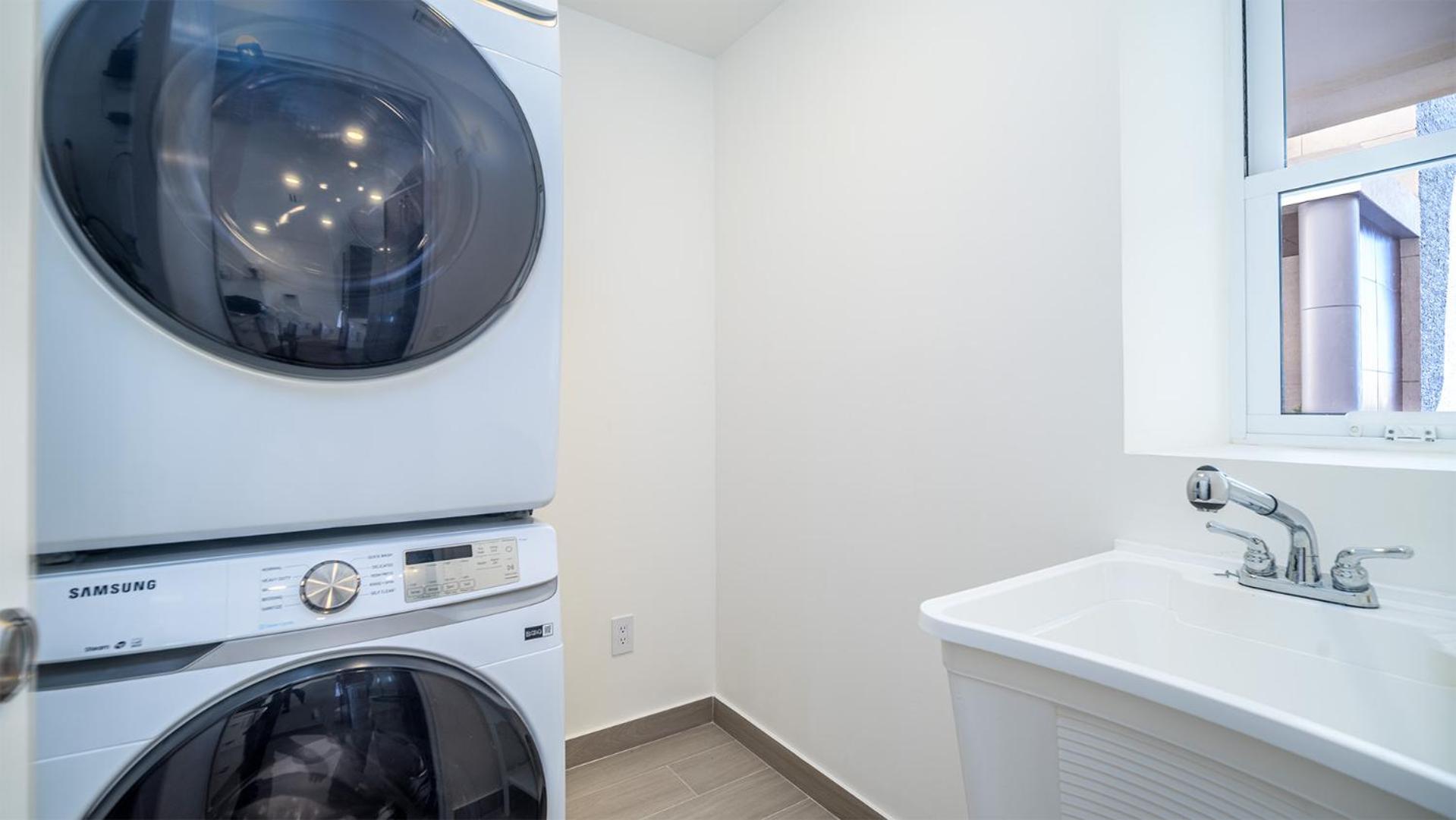 Spectacular 2 Bedroom Ground Floor condominium Encantame E104