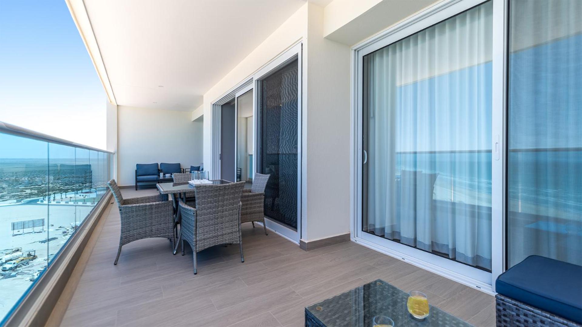 Waterfront Getaway 2 Bedroom Condo W1102