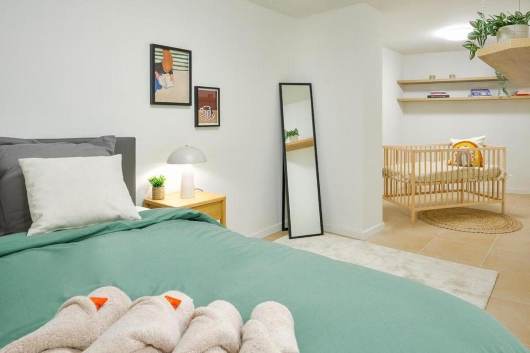 1 BR apartment 2 min from KMSKA