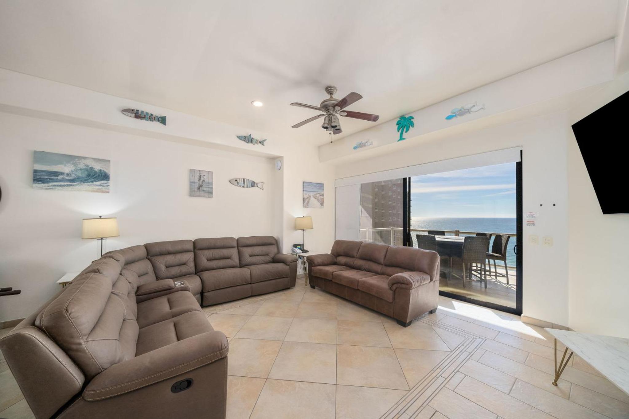 Las Palomas OV 4BR 4BA Cortez 901