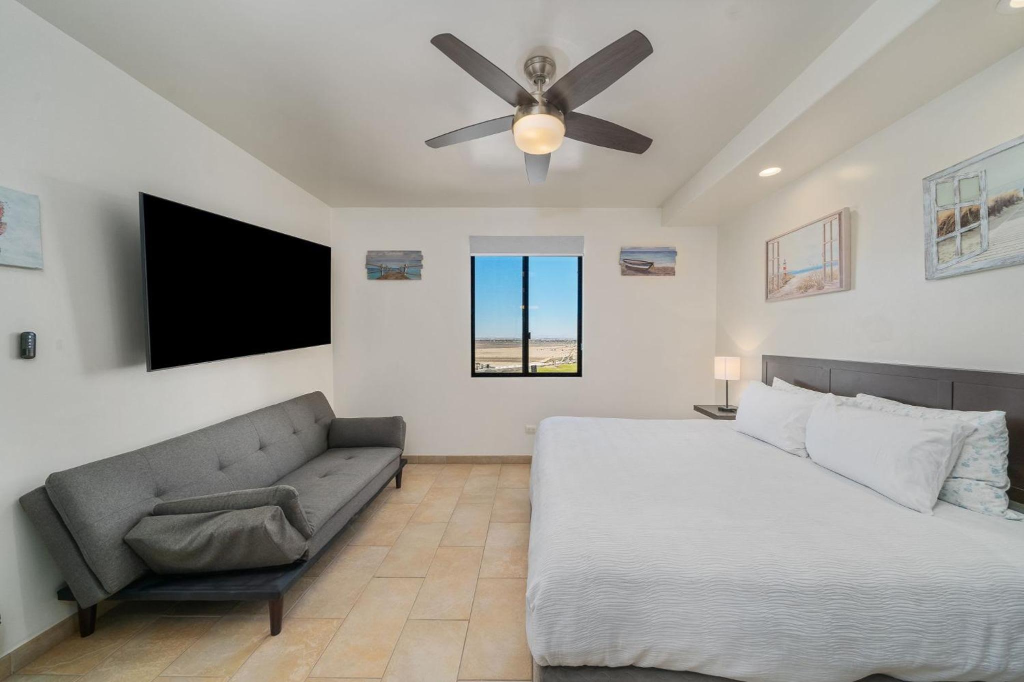 Las Palomas OV 4BR 4BA Cortez 901