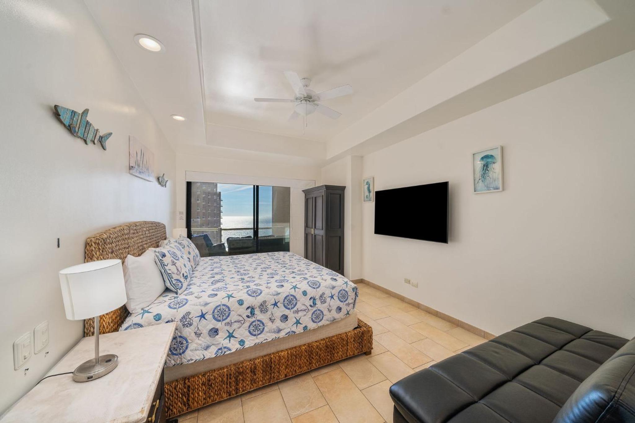 Las Palomas OV 4BR 4BA Cortez 901