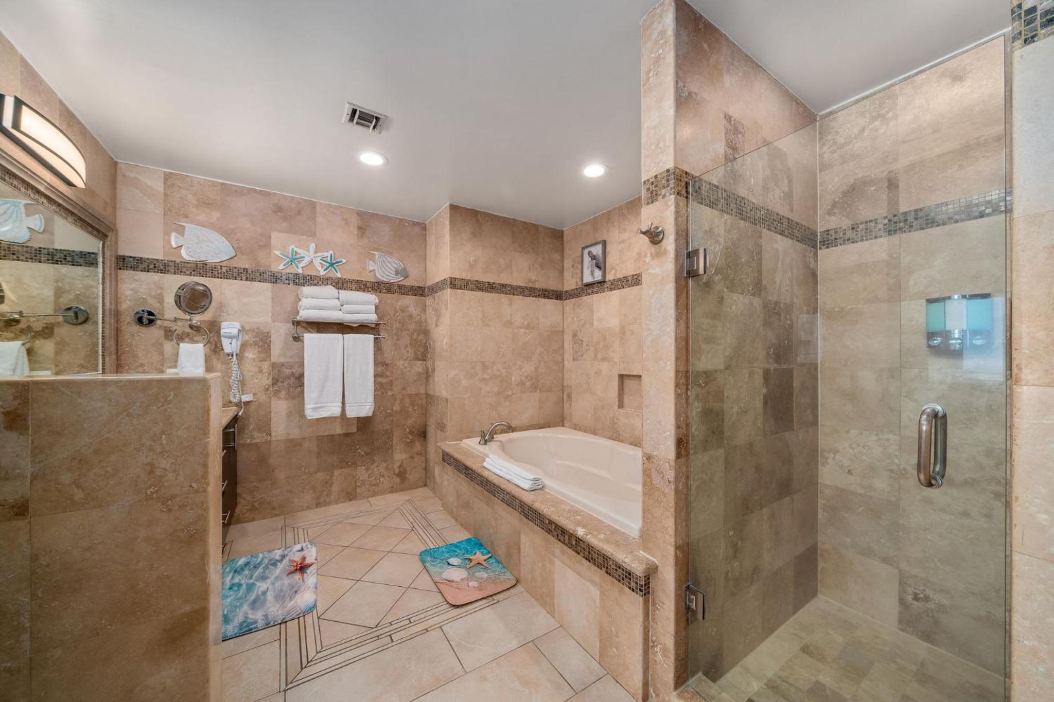 Las Palomas OV 4BR 4BA Cortez 901