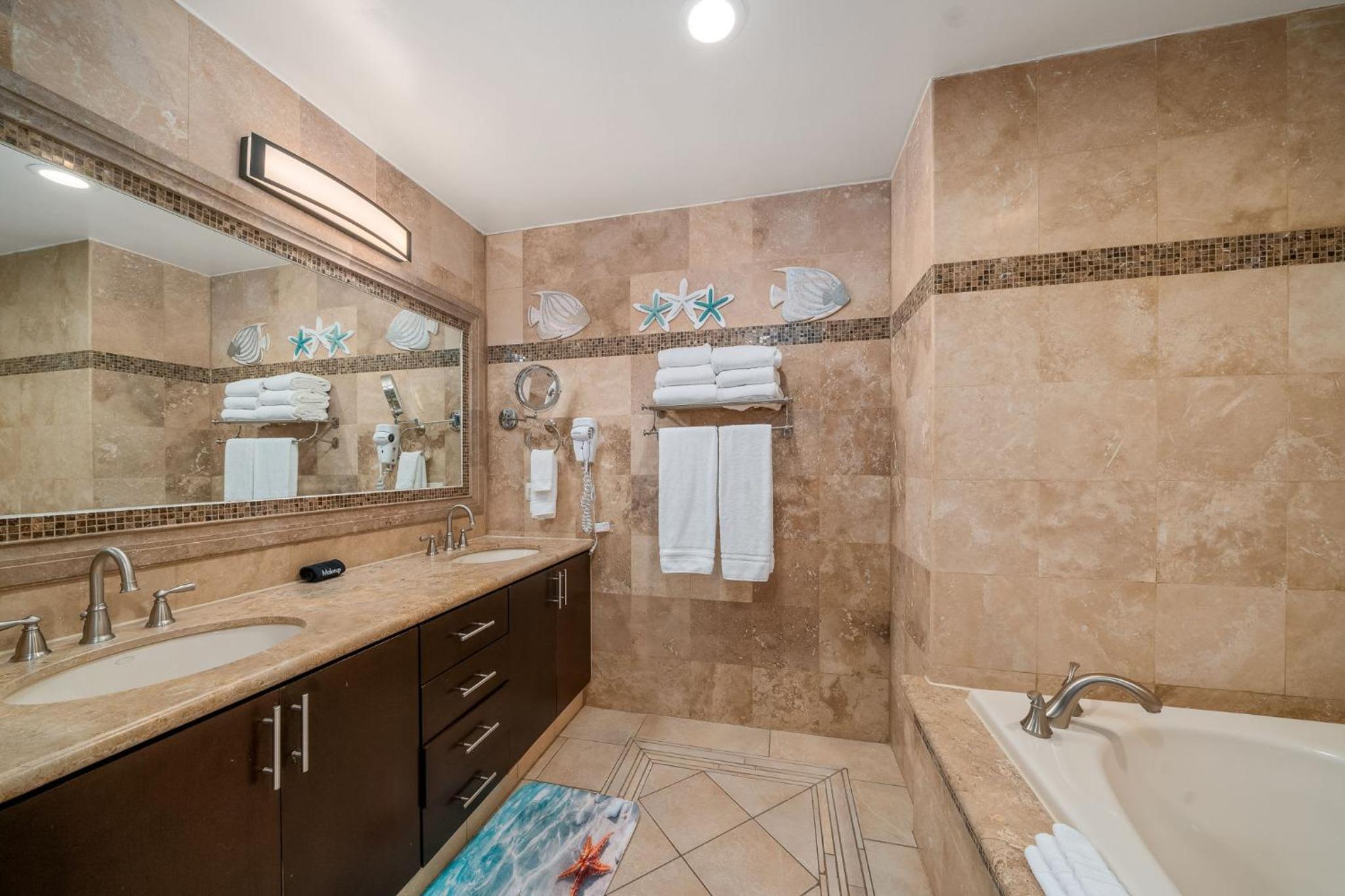 Las Palomas OV 4BR 4BA Cortez 901