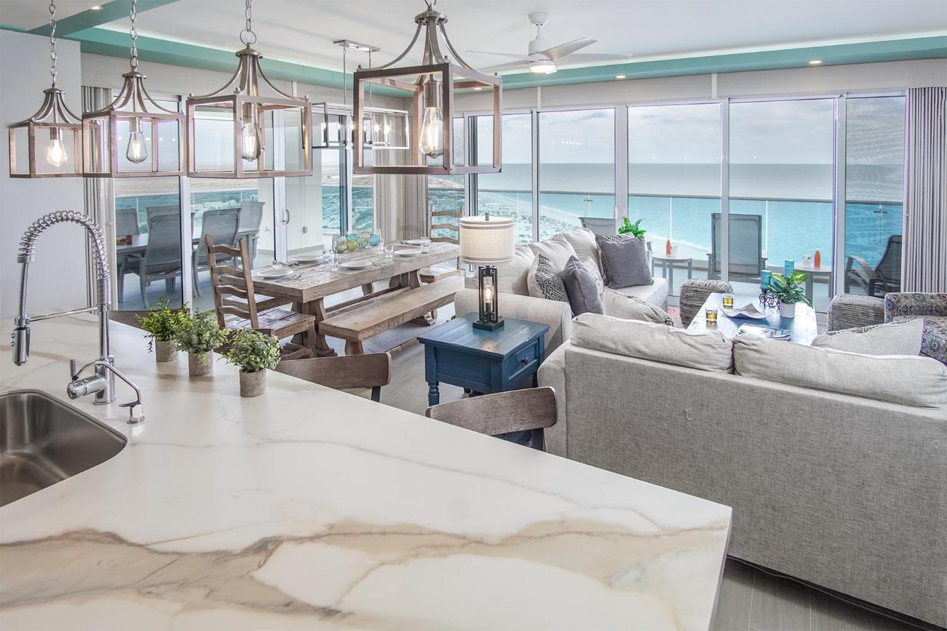 Awesome 3 bedroom condo Encantame Tower E 1001