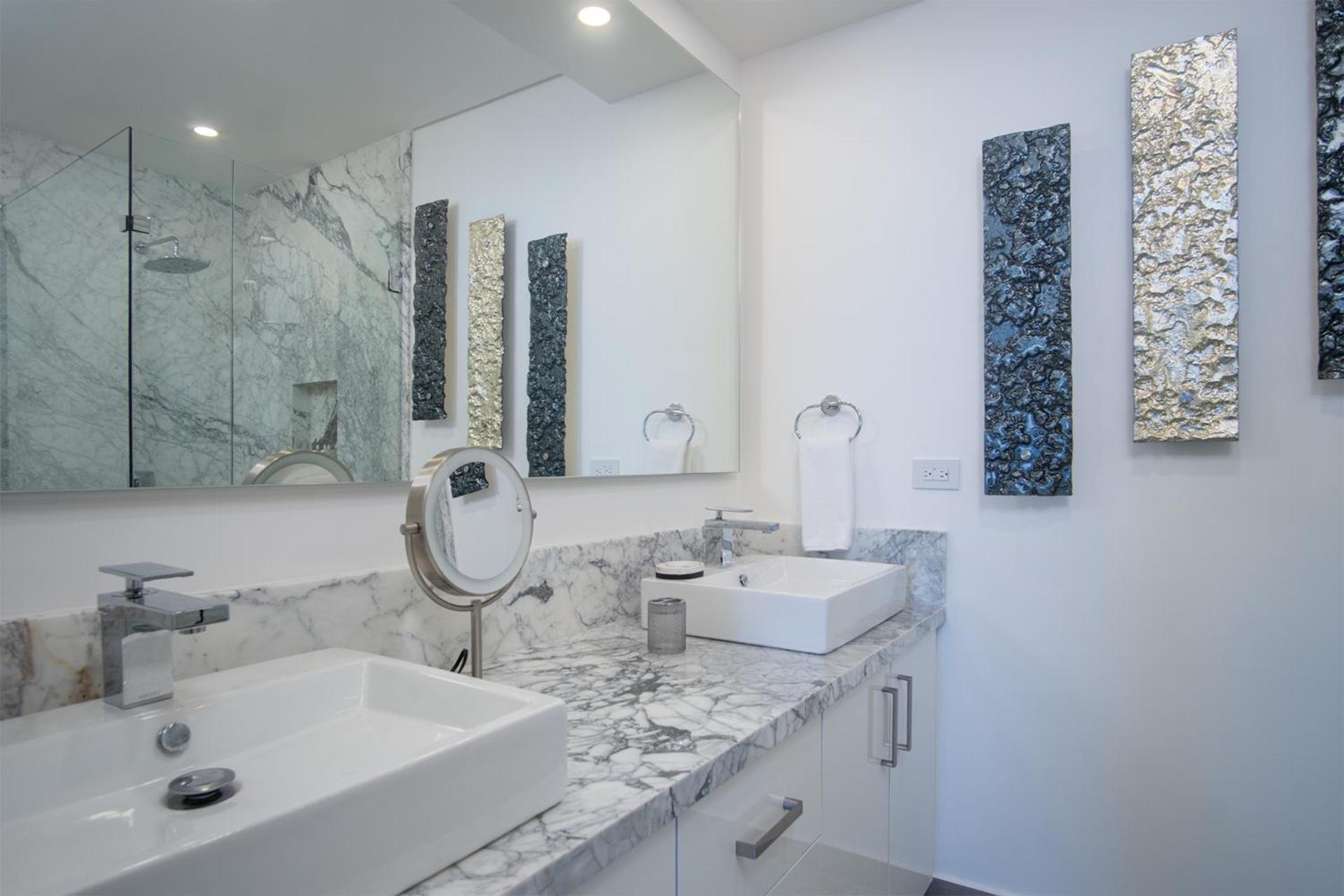 Splash in The New Lazy River and Sleep In Luxury Encantame Towers Velero 2202