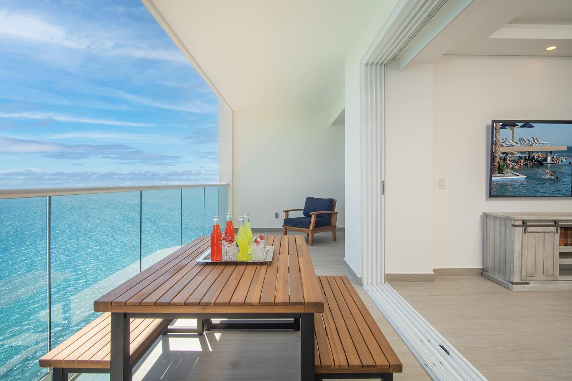 Splash in The New Lazy River and Sleep In Luxury Encantame Towers Velero 2202
