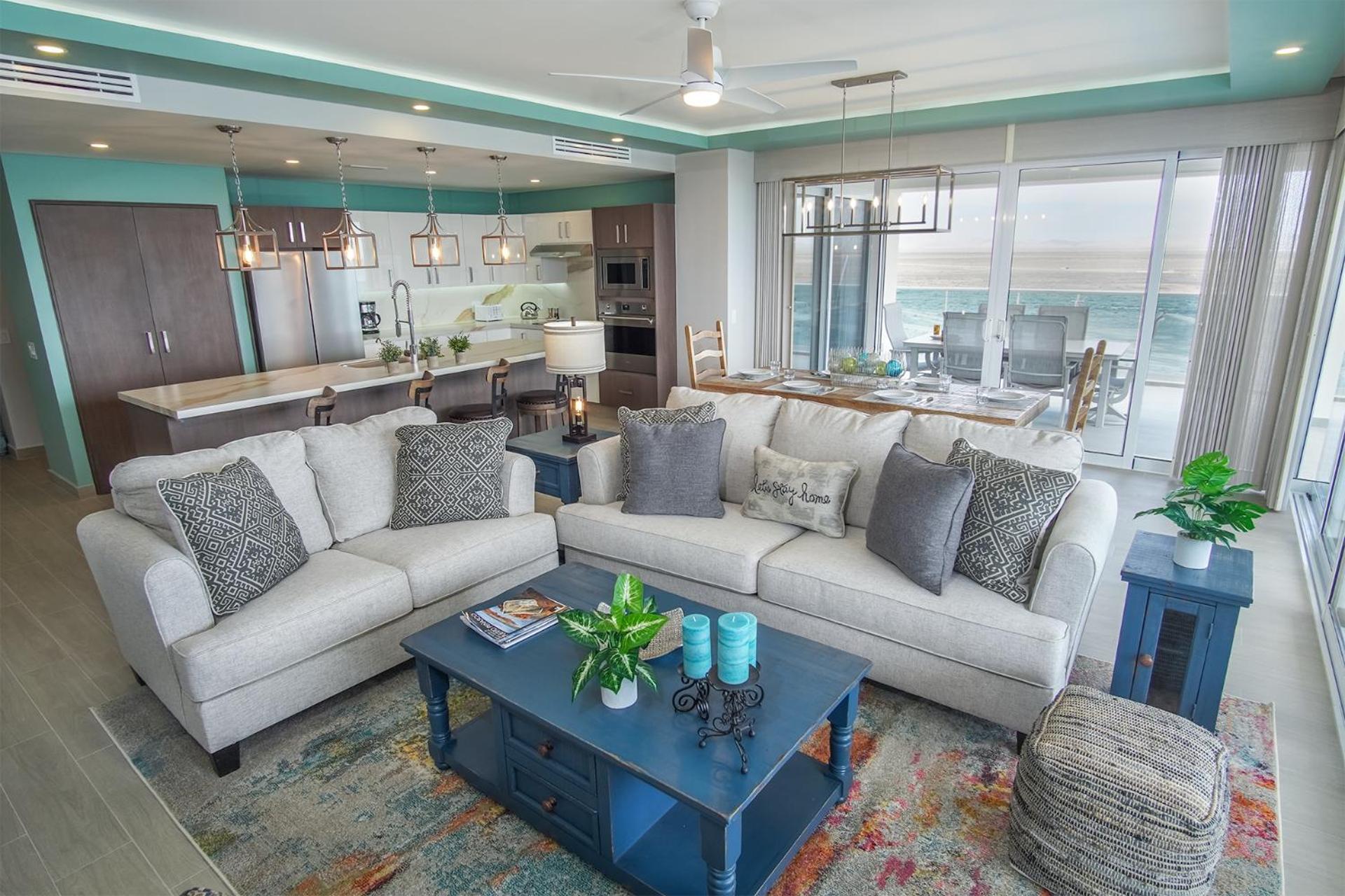 Awesome 3 bedroom condo Encantame Tower E 1001