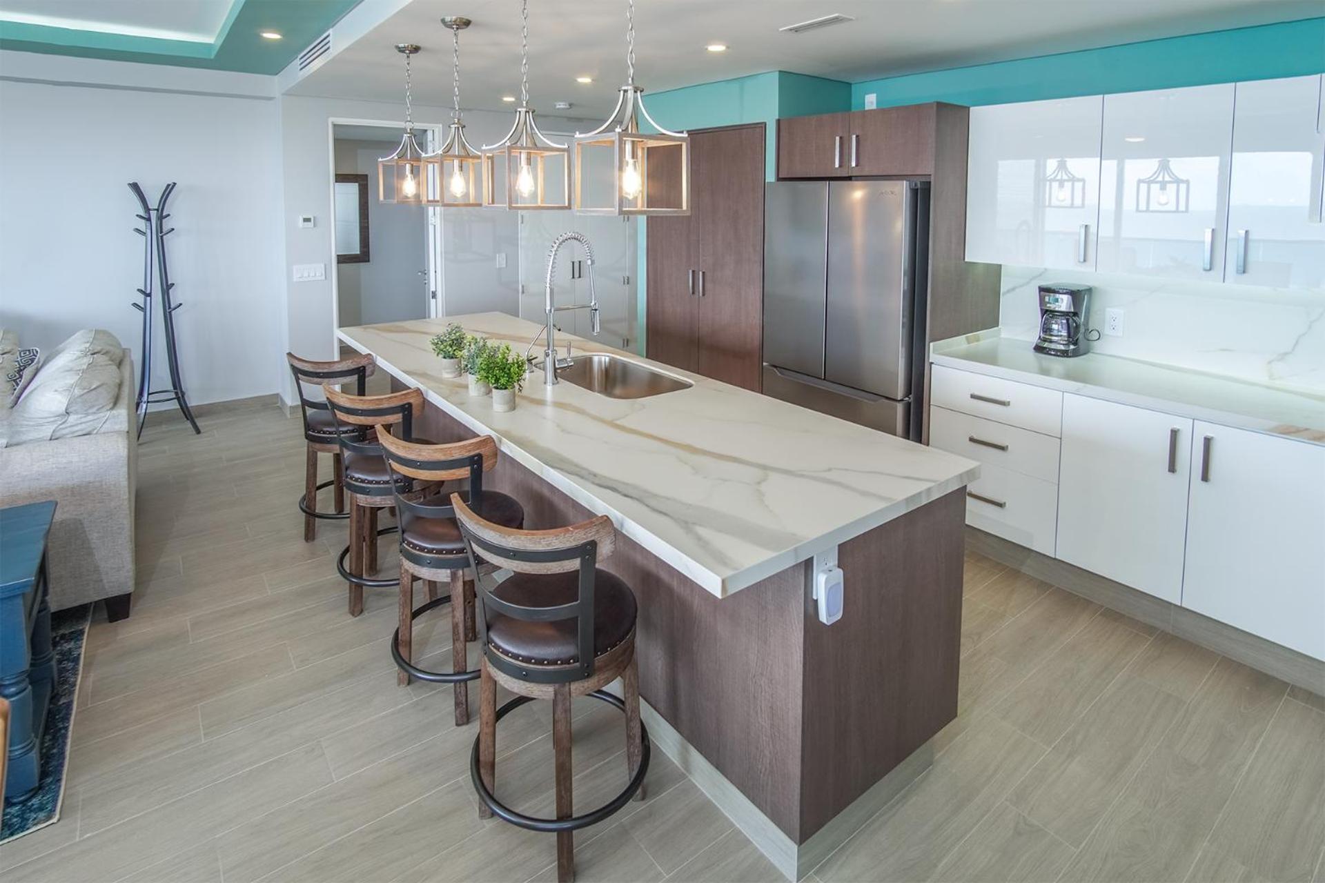 Awesome 3 bedroom condo Encantame Tower E 1001