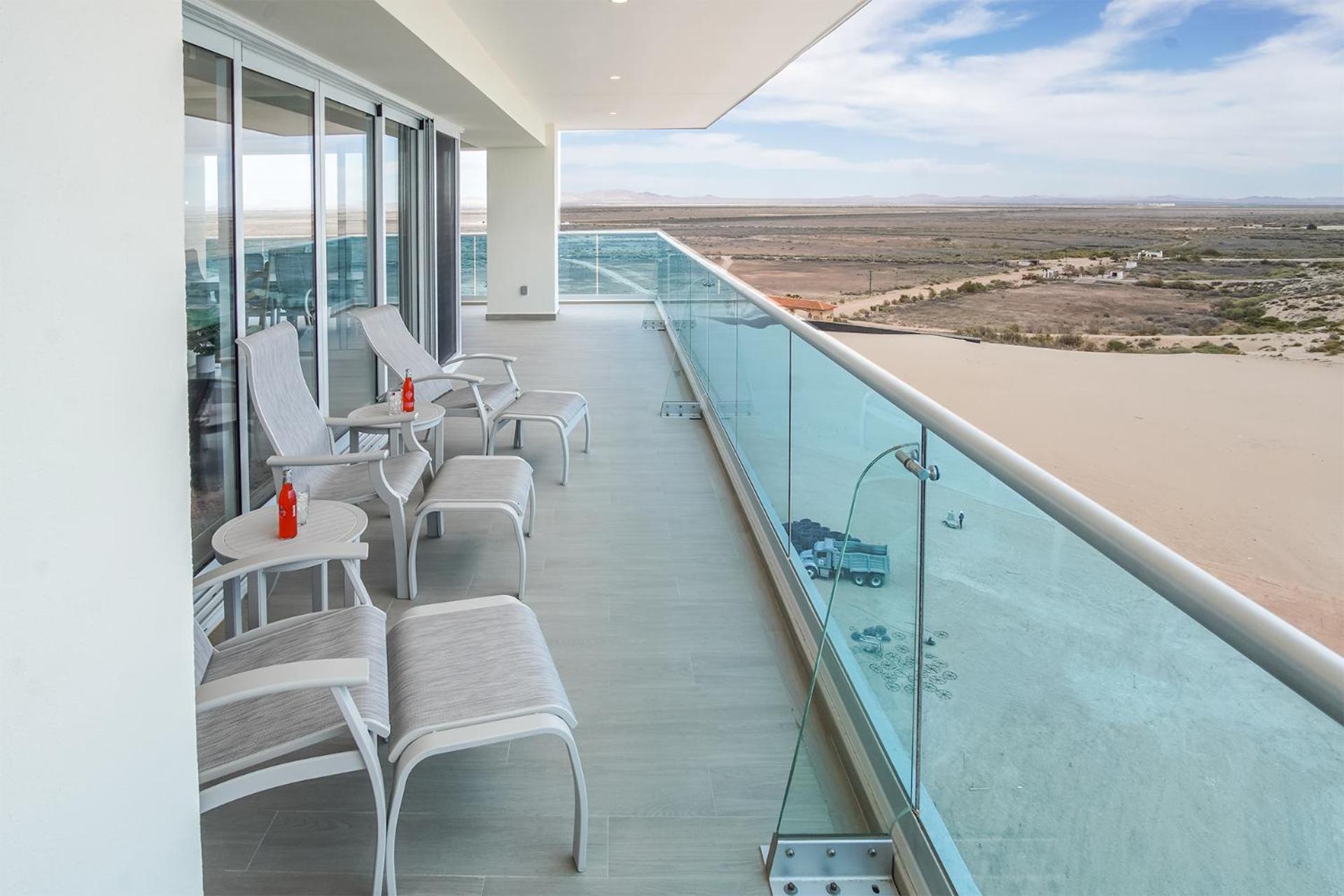 Awesome 3 bedroom condo Encantame Tower E 1001
