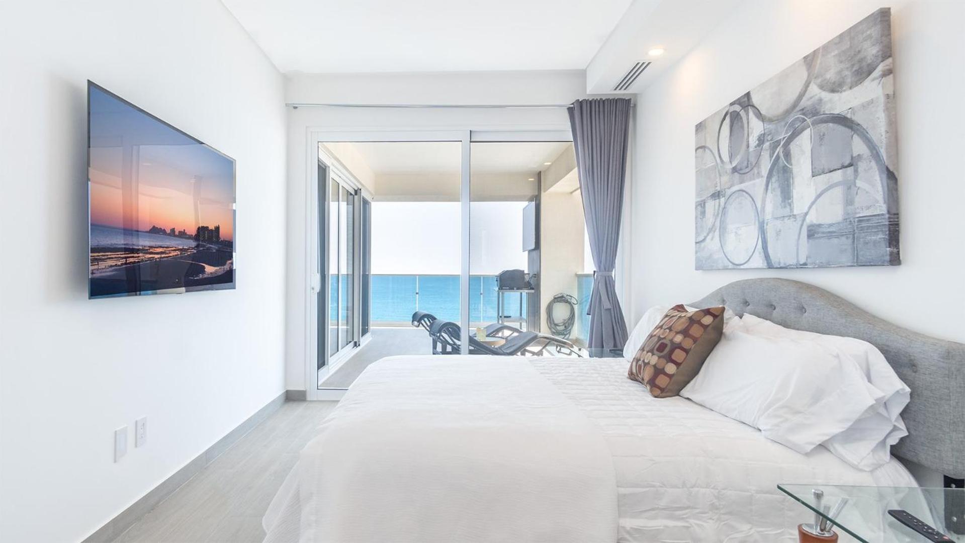 Encantame Towers Velero 901