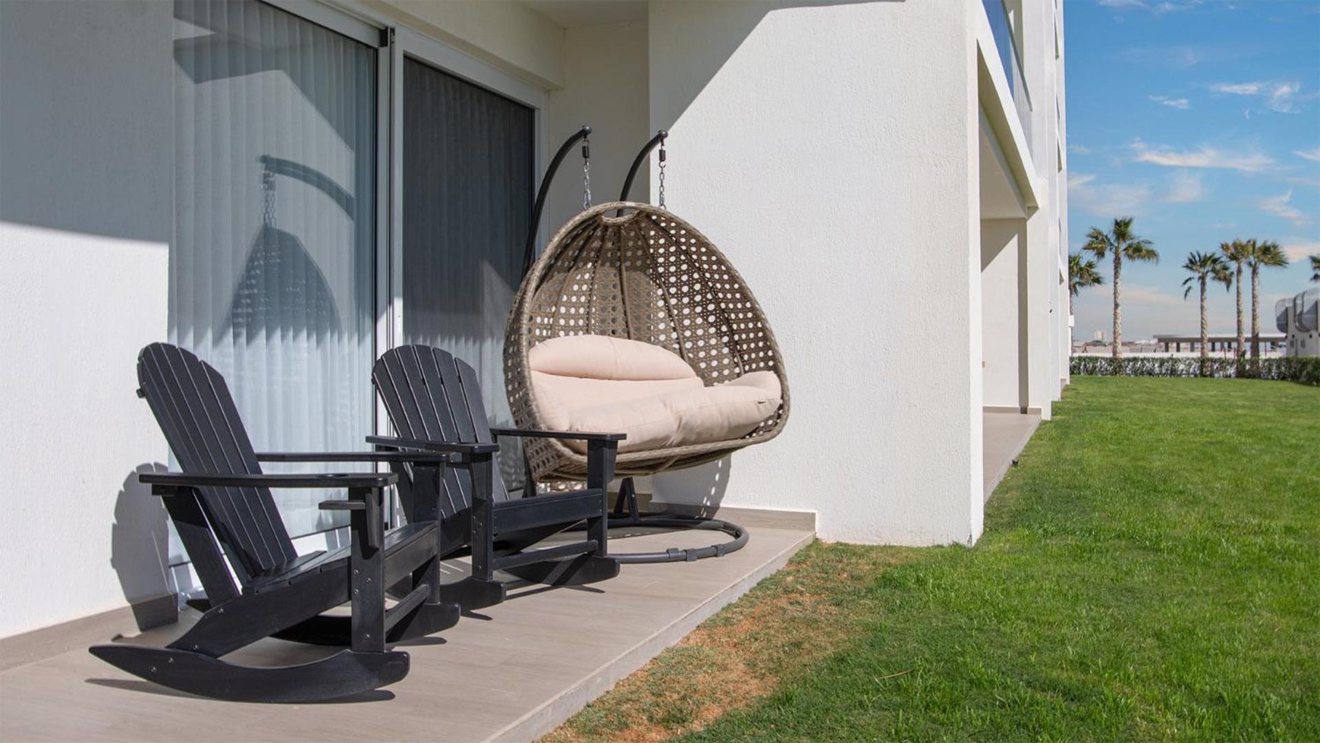 New and Amazing 3 bedroom Ground Floor Corner Beach Front Encantame C-101