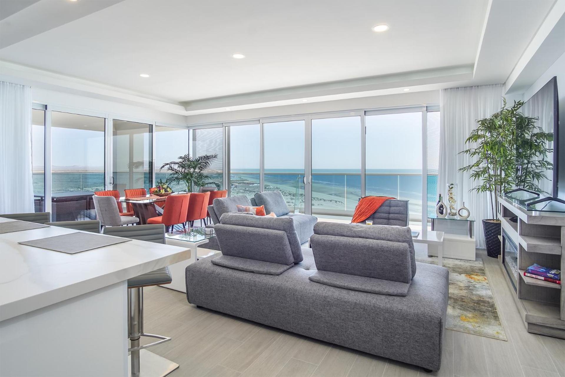 Sublime 3 bedroom condo Encantame Towers Verano 801